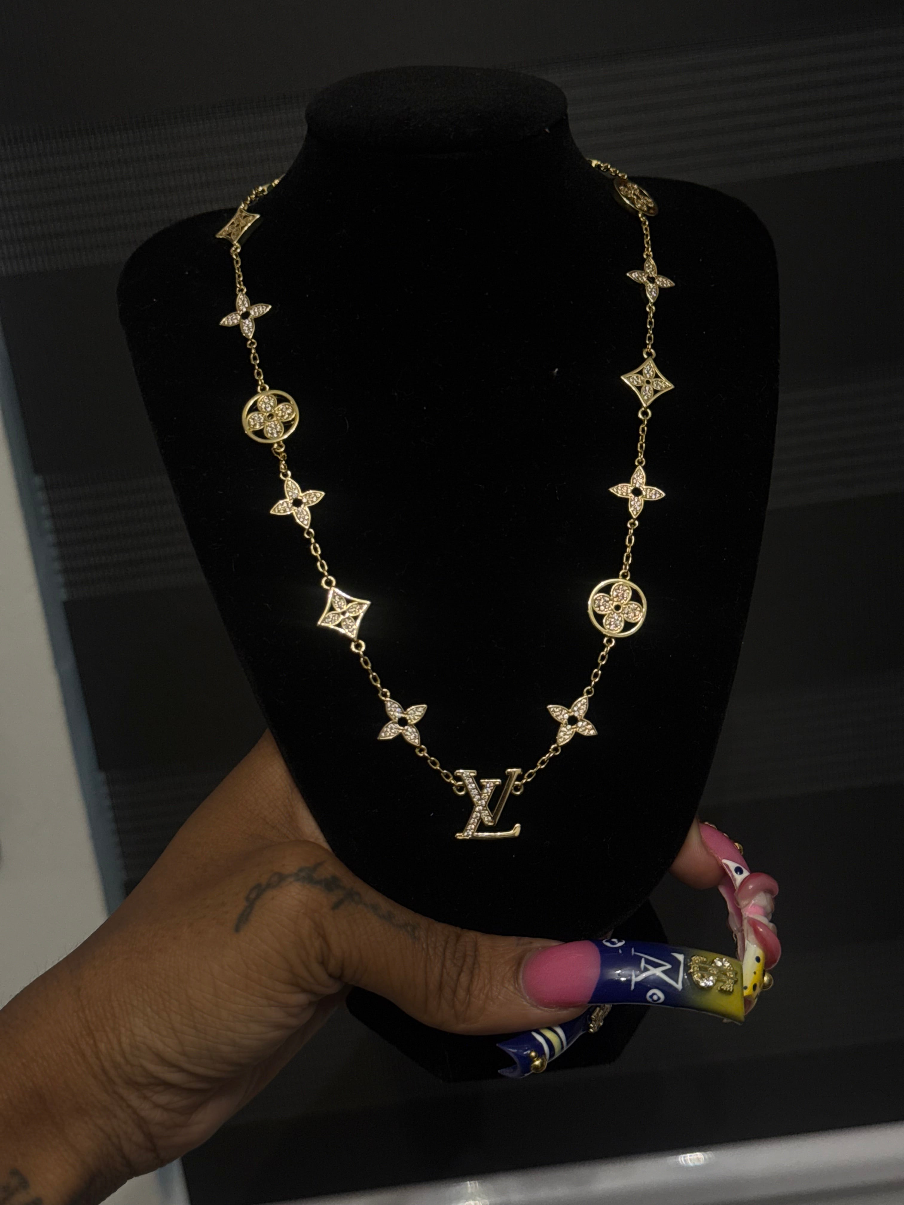 Gold lover necklace