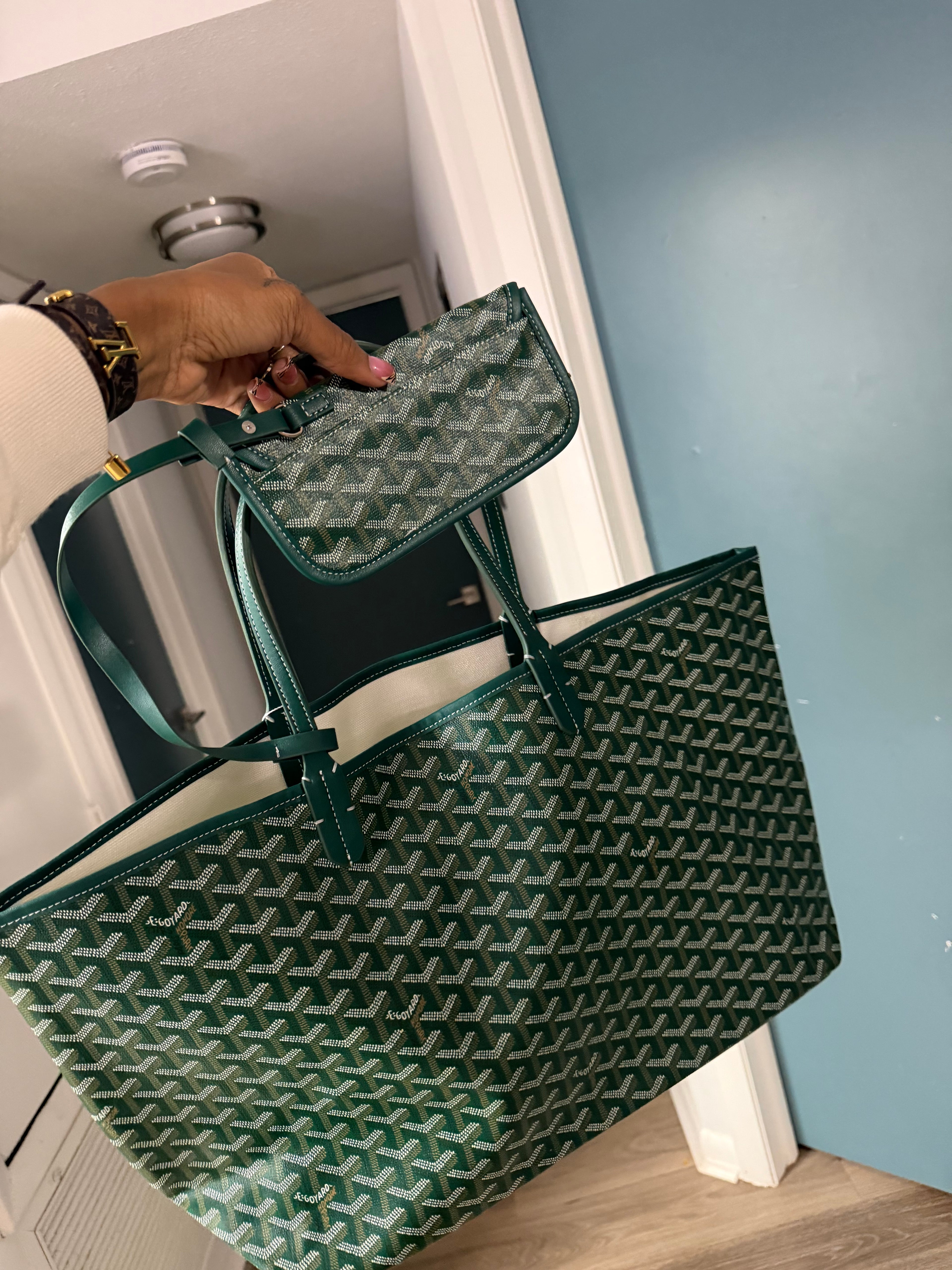 Goyard bag