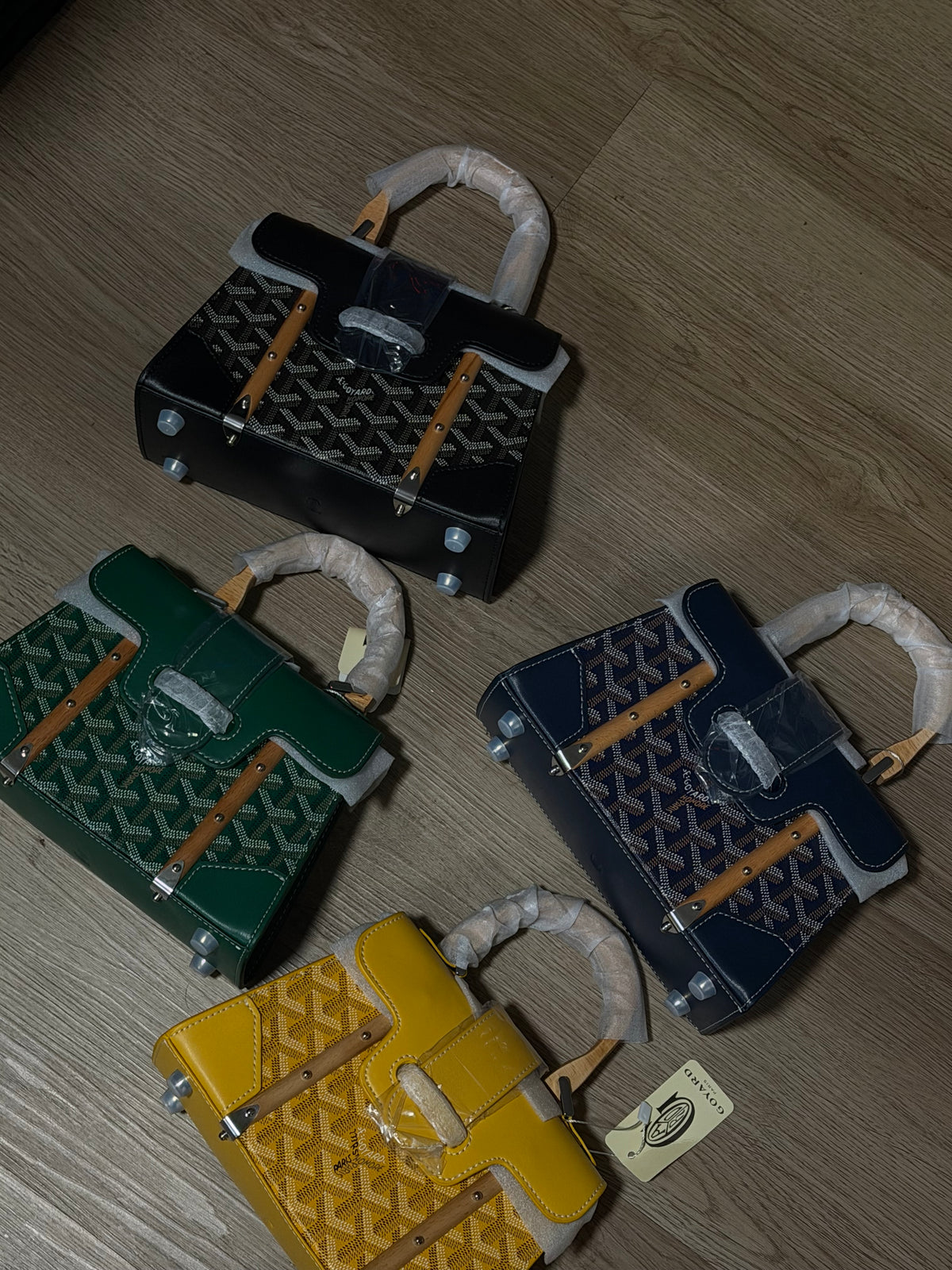 Goyard handle bag/cross body