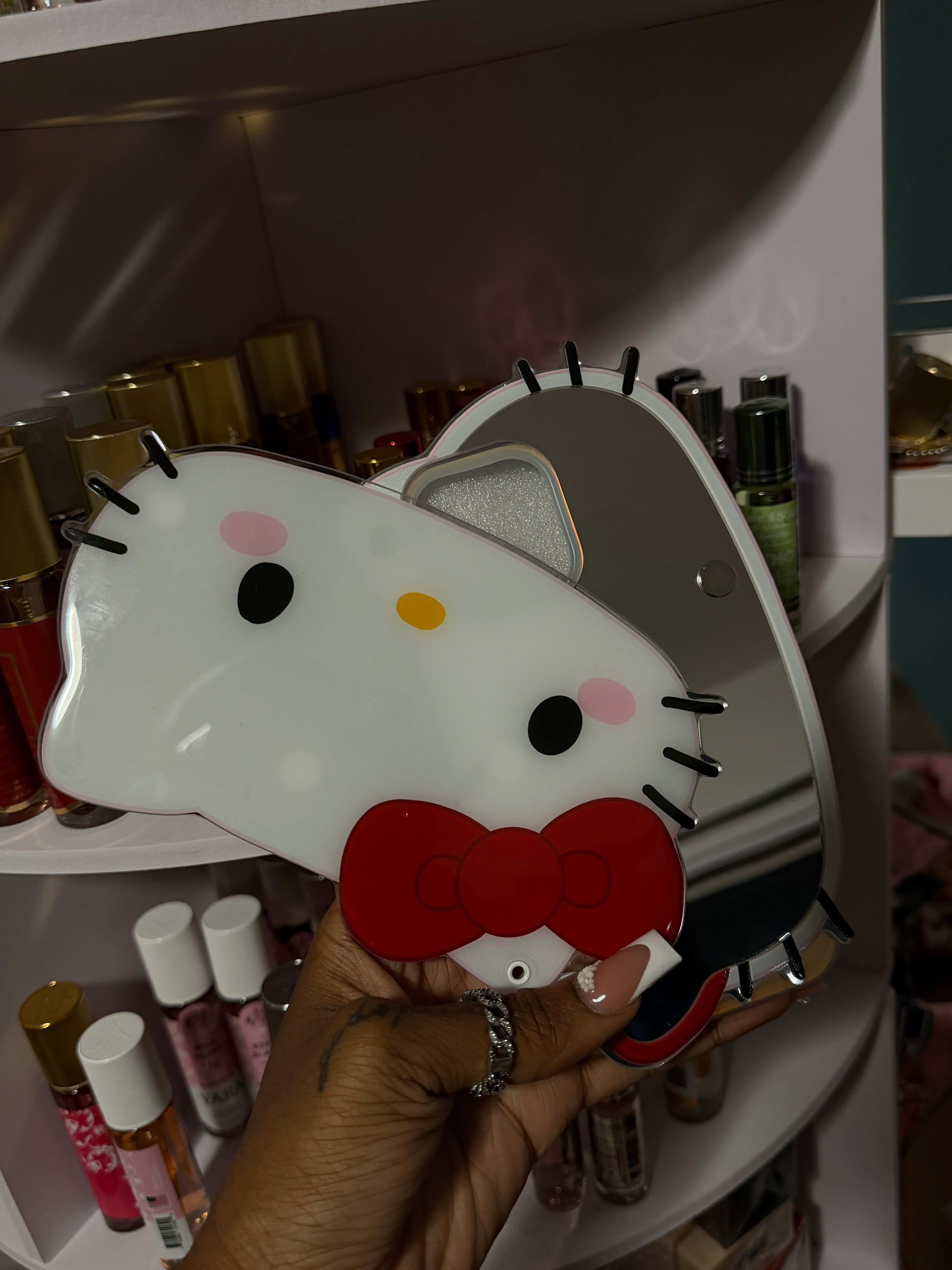 Hello kitty mirror case