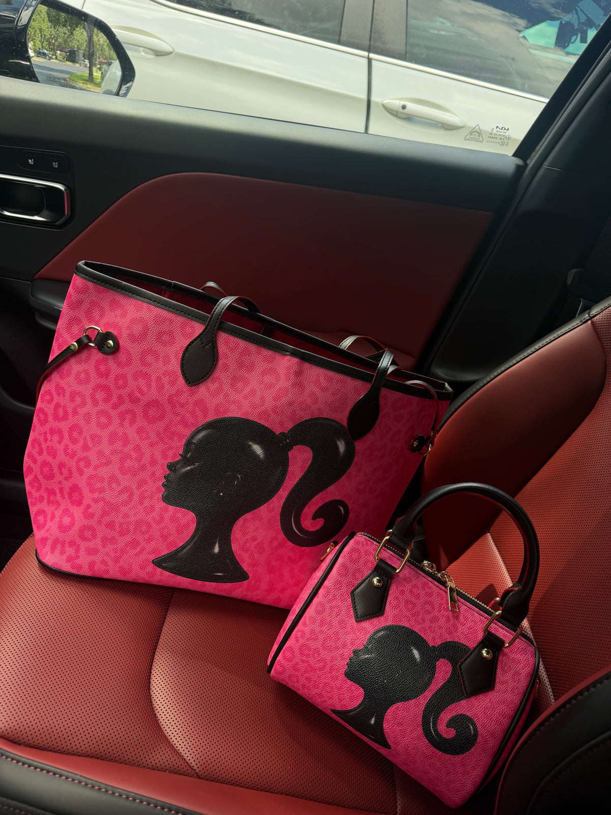 Tote bags