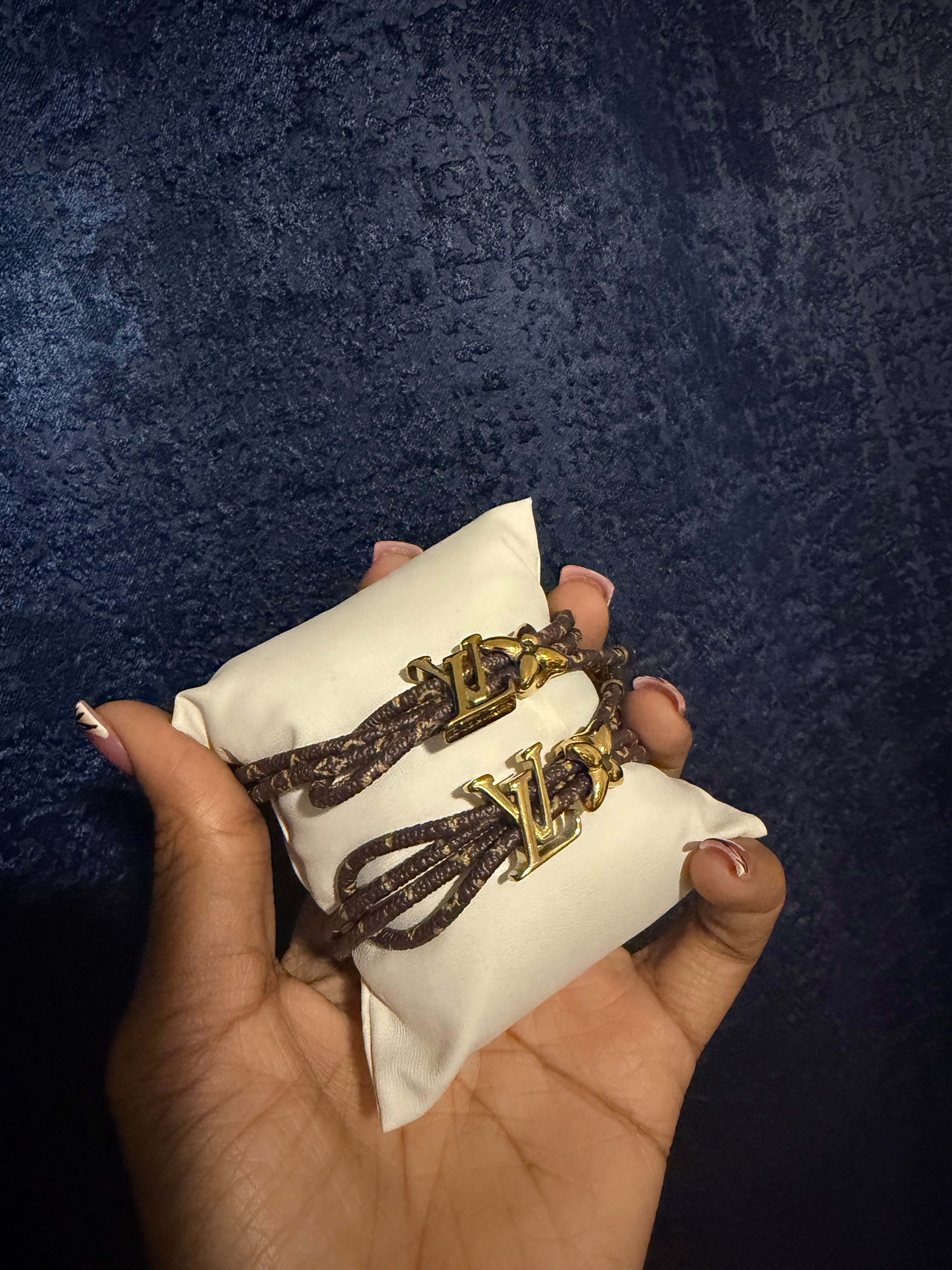 Double strap lv bracelet
