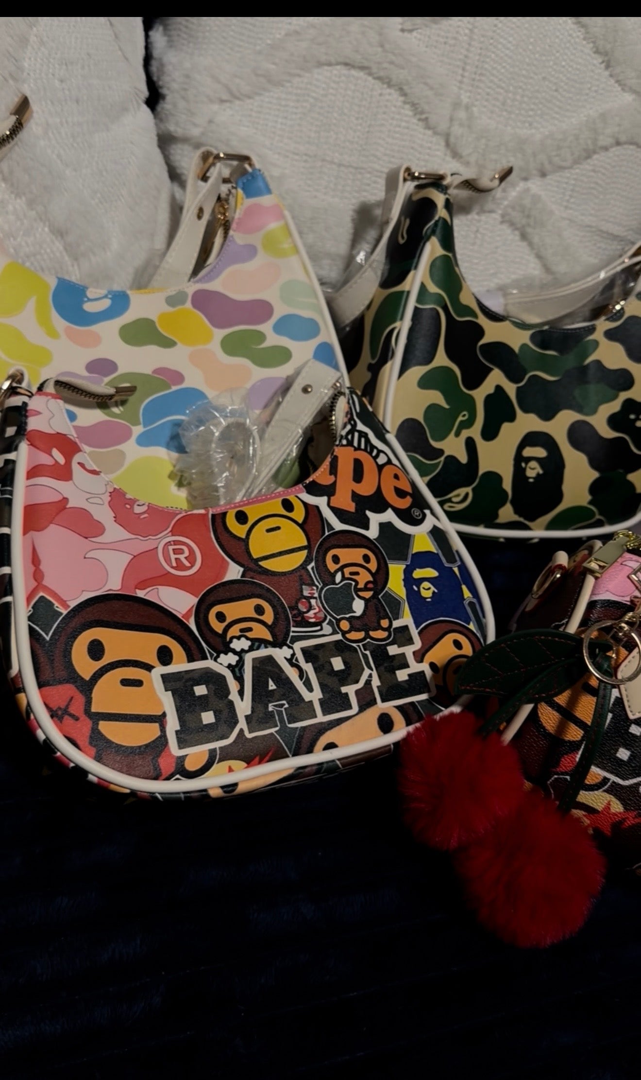 Shoulder bags