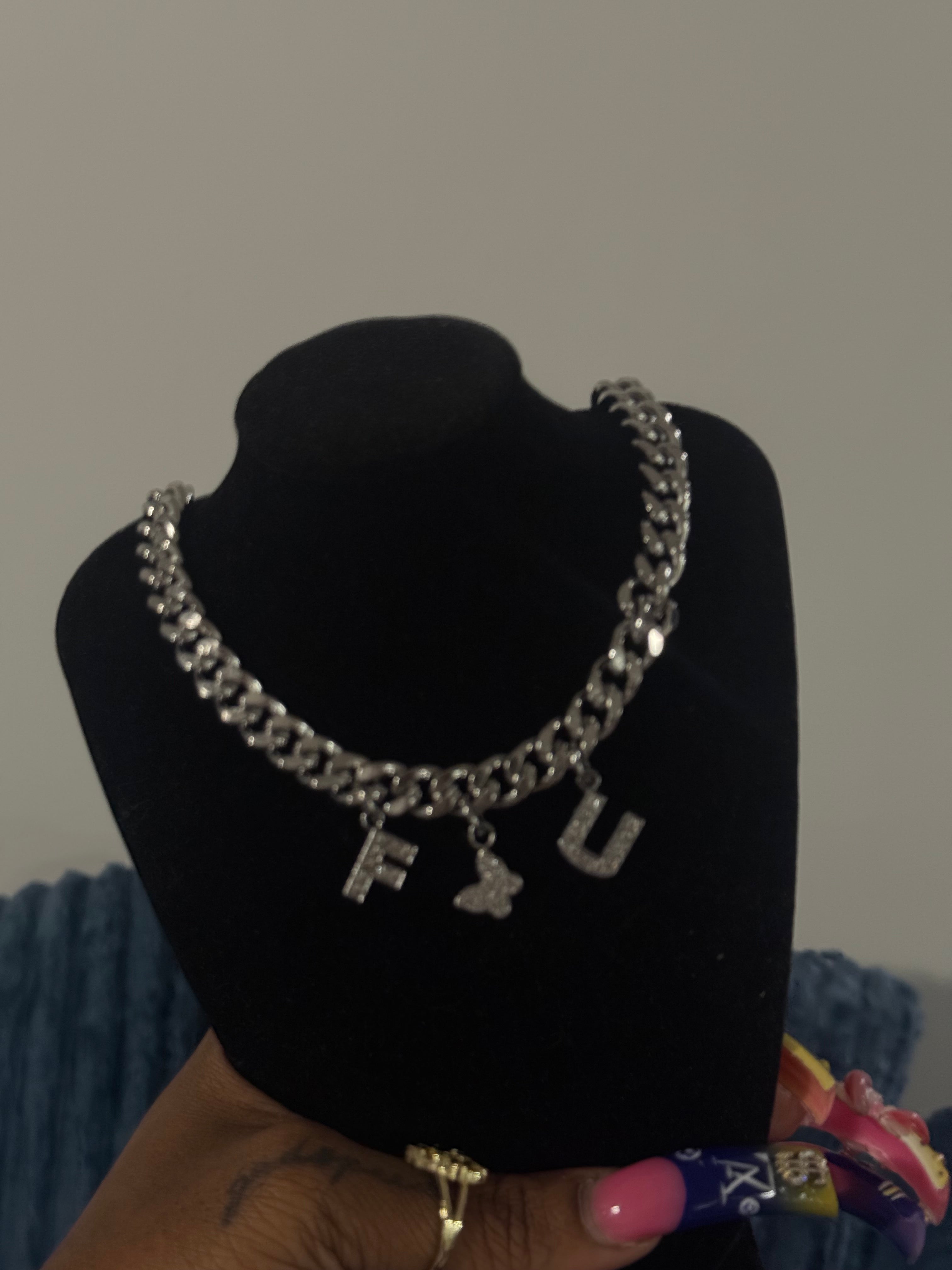 Butterfly f*u Cuban chain