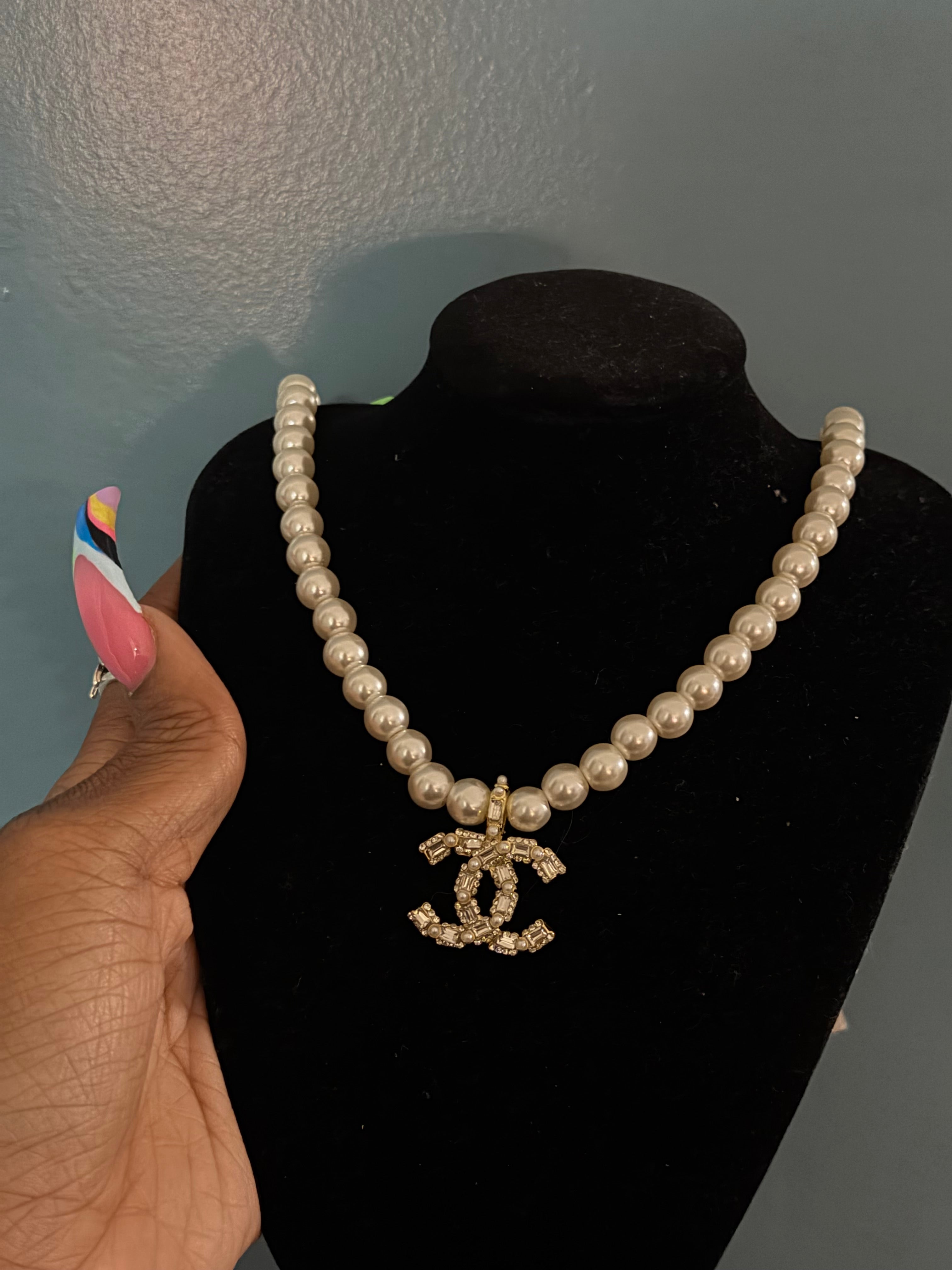 Cc pearl necklace