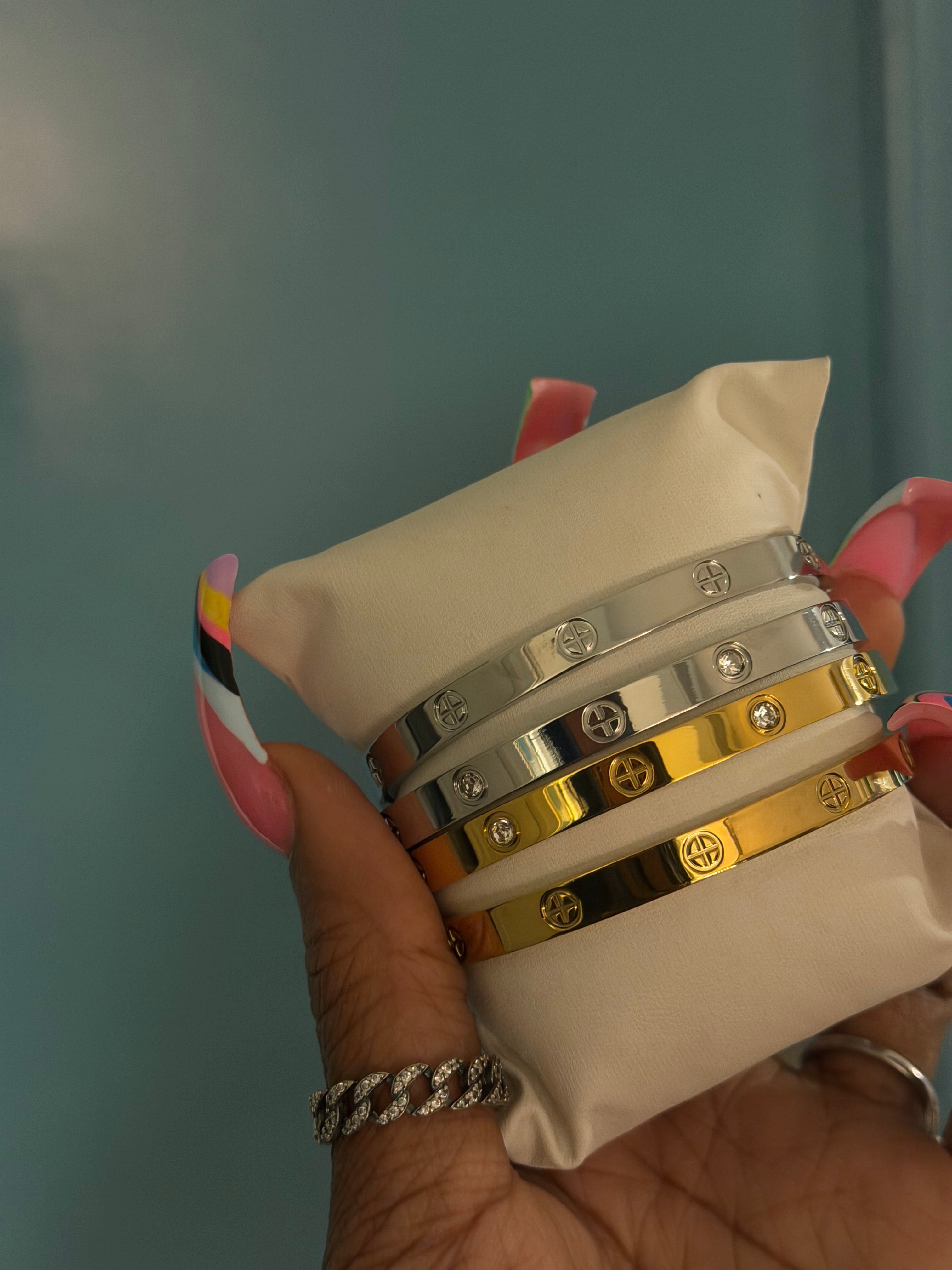 Eternity bangles