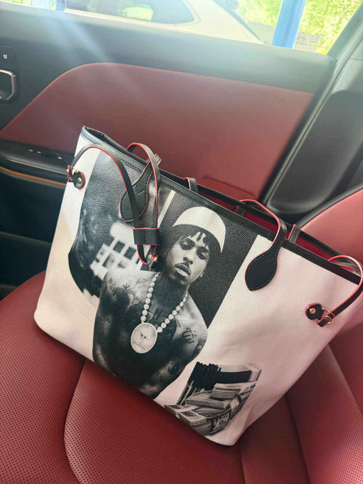 Tote bags