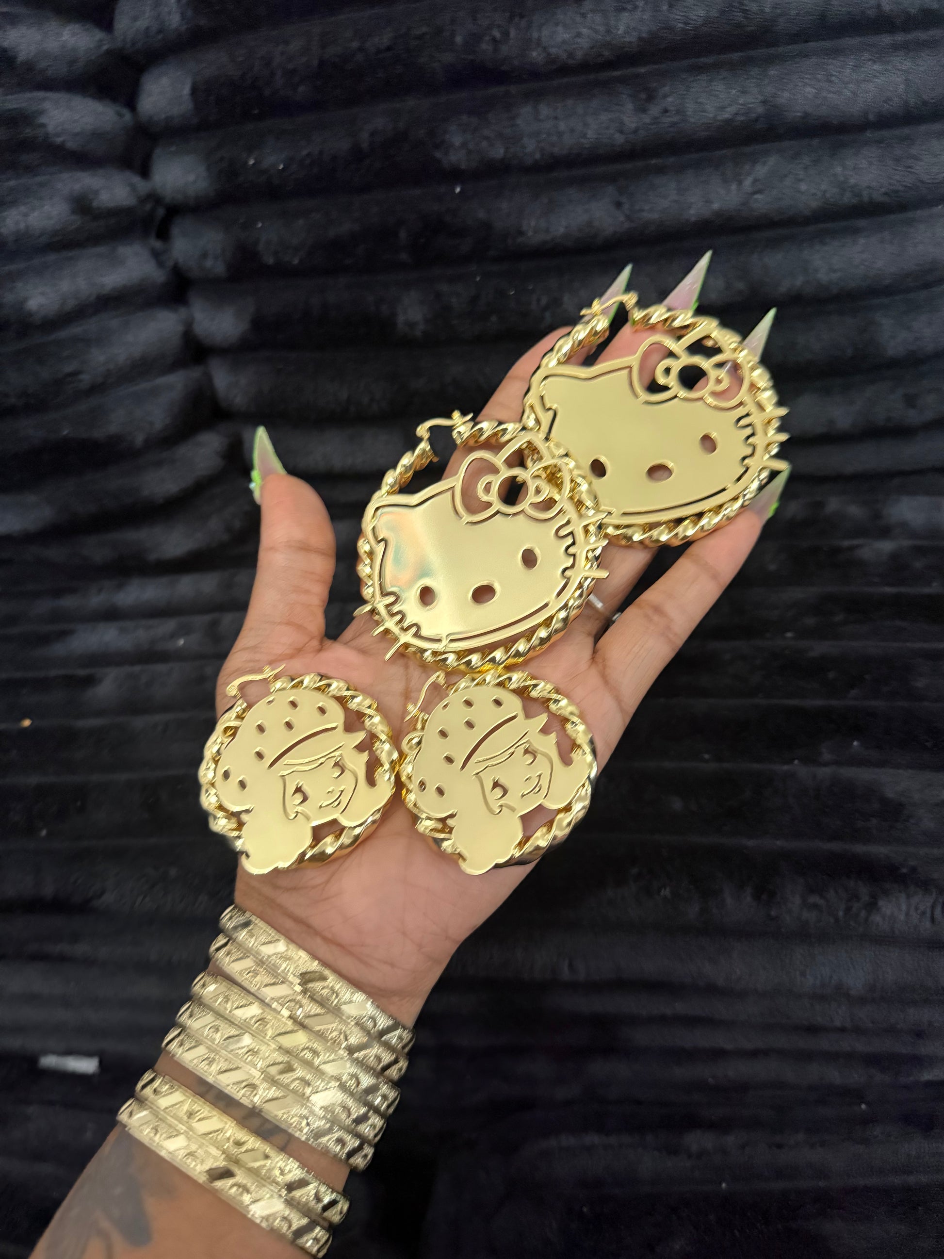 Hello kitty custom hoops