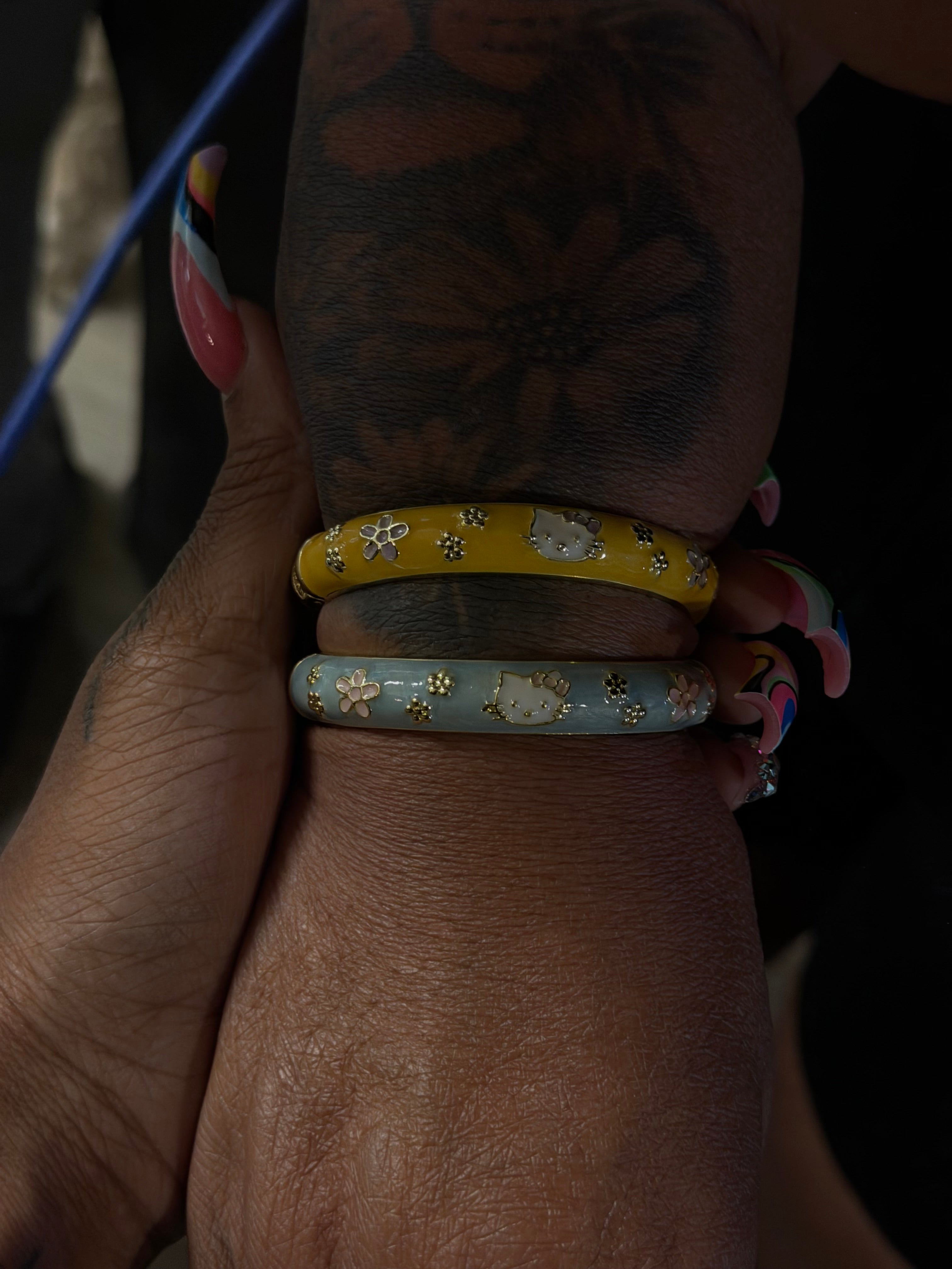 Hello kitty floral bangle