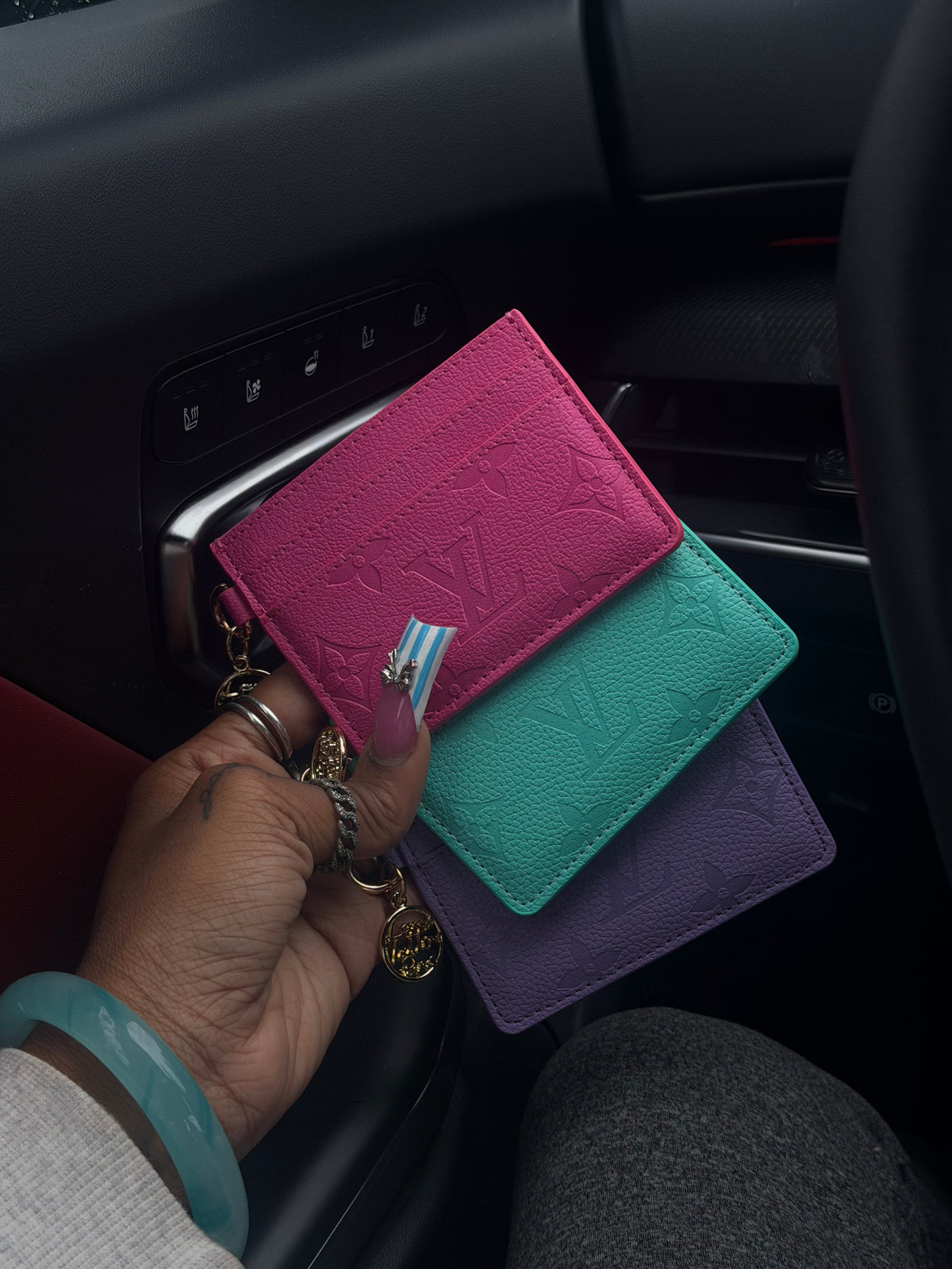 Lv color card holder