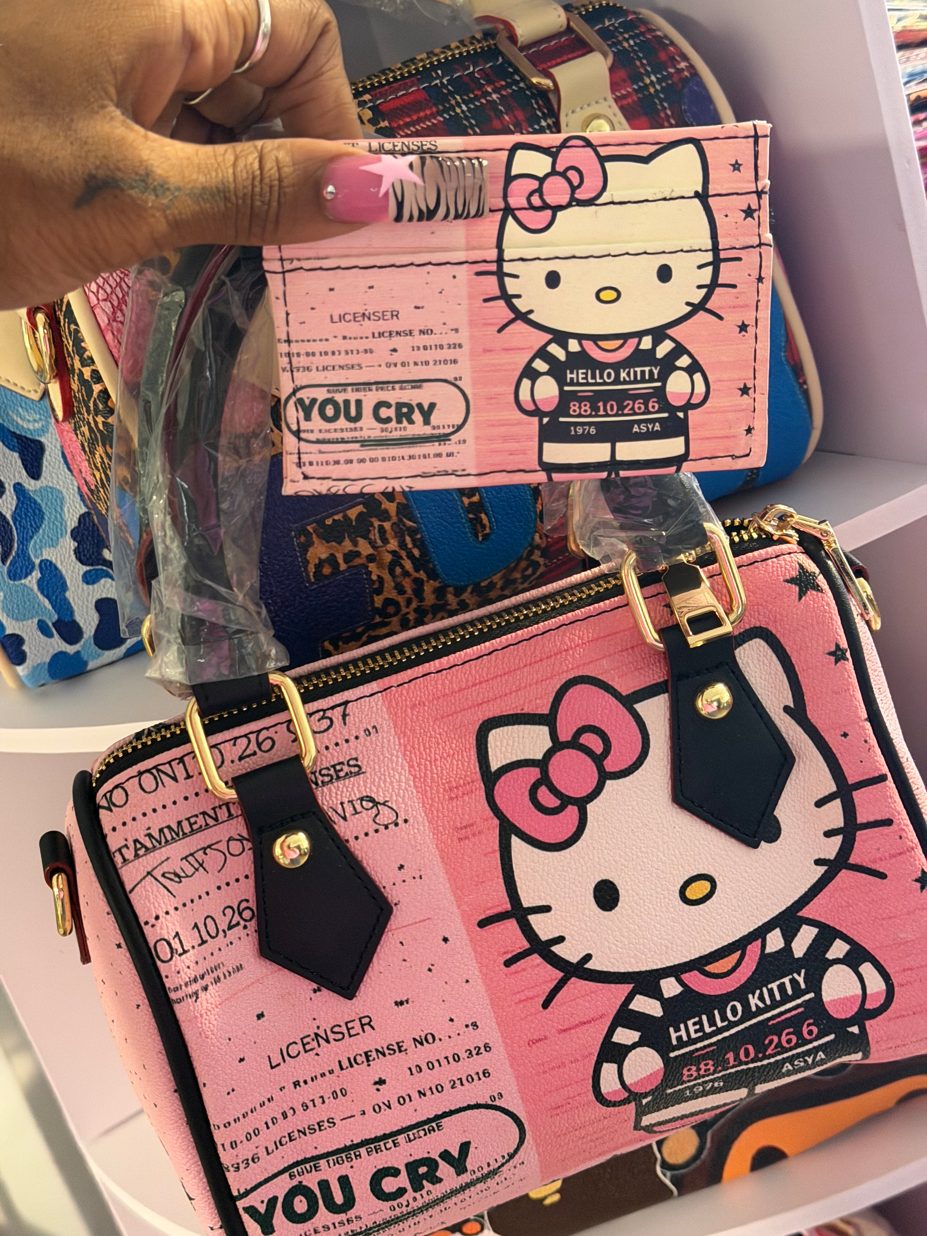 Small pillow bags ( comes with a strap )