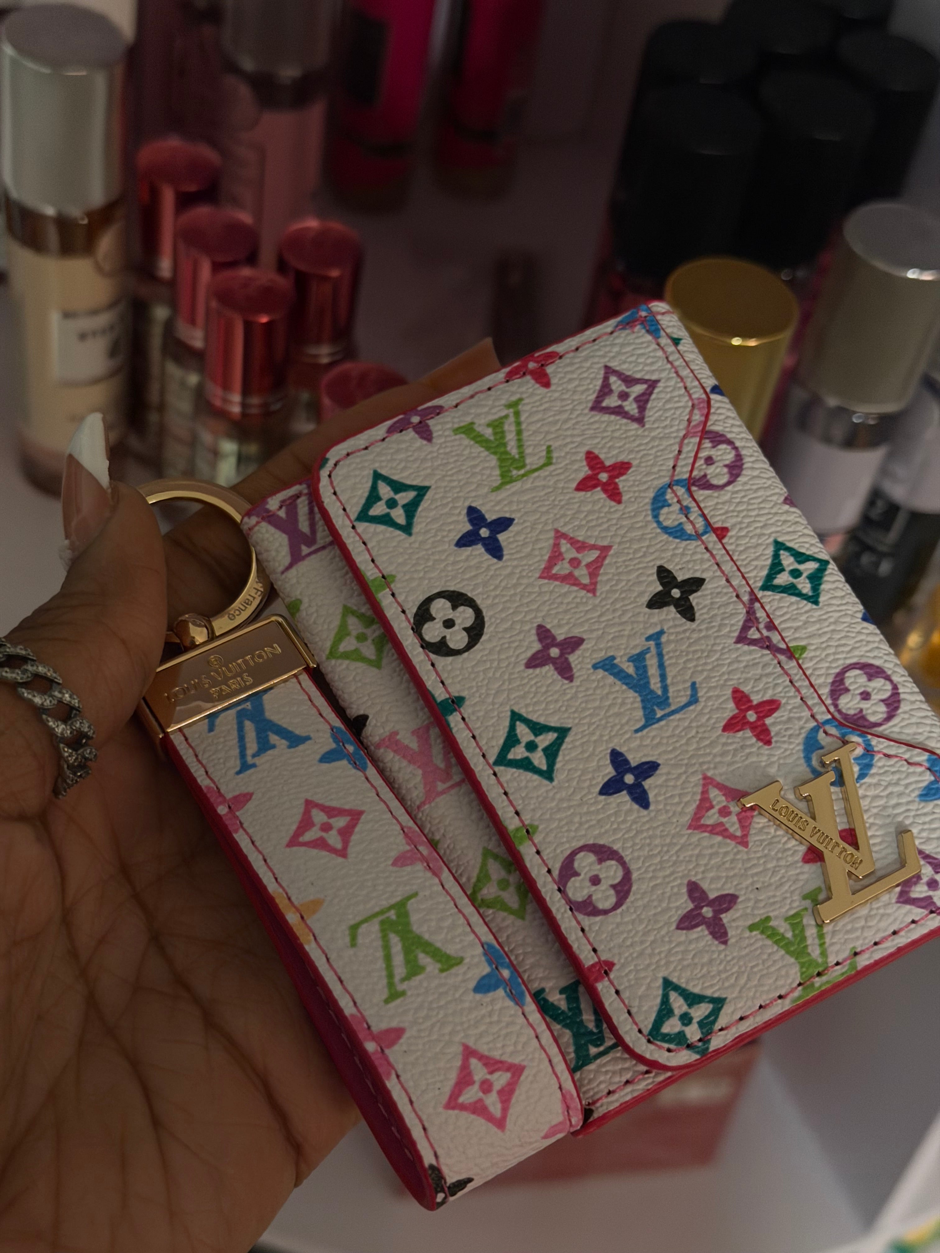 Lv cardholder & keychain