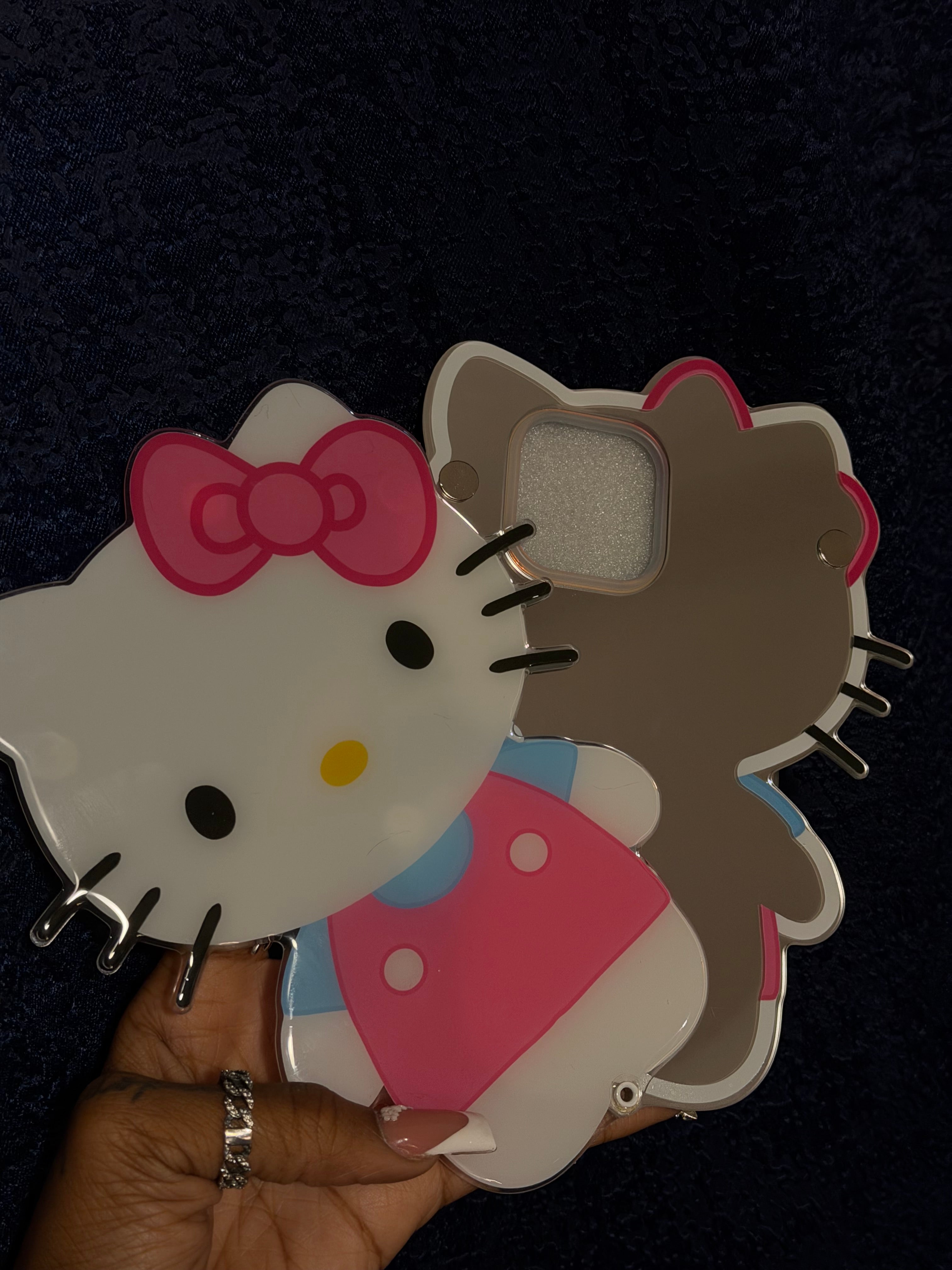 Hello kitty mirror case