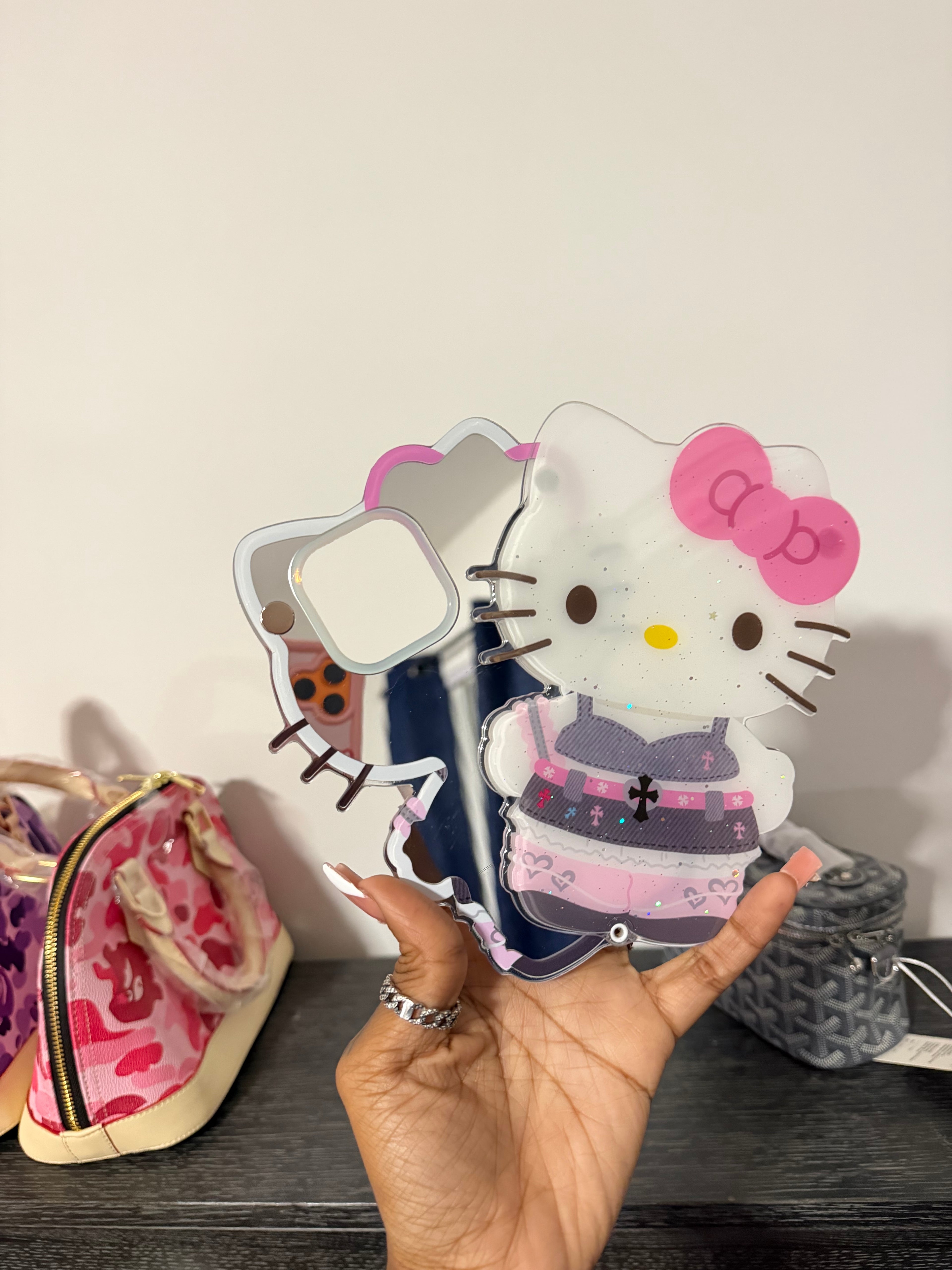 Hello kitty mirror case