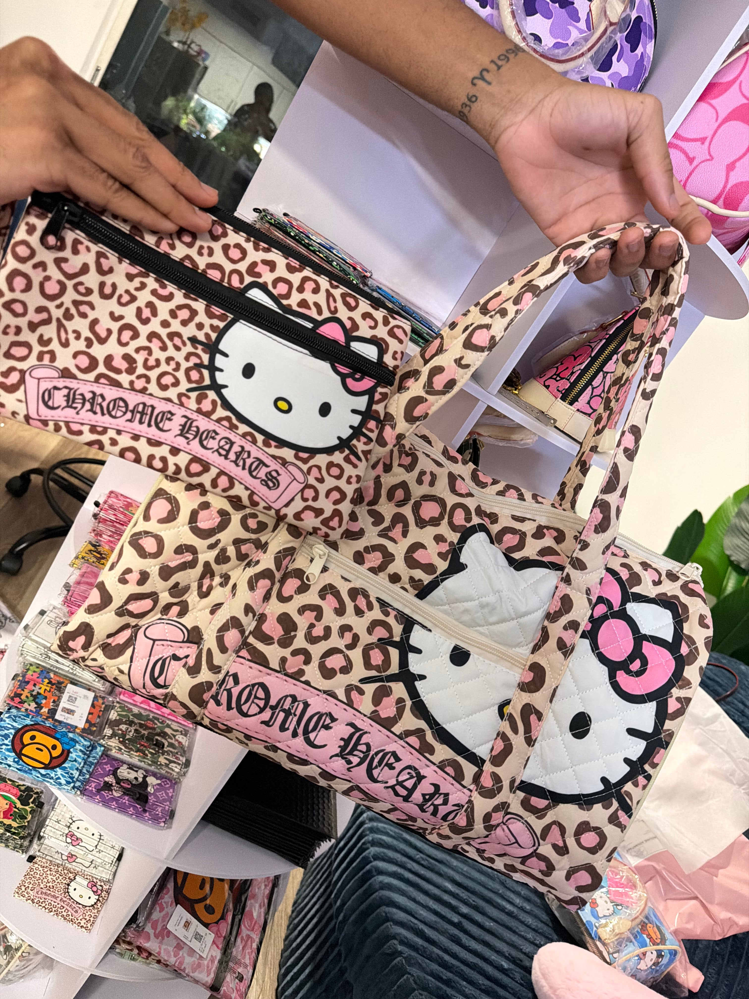 Duffle bags ( only duffle bag )