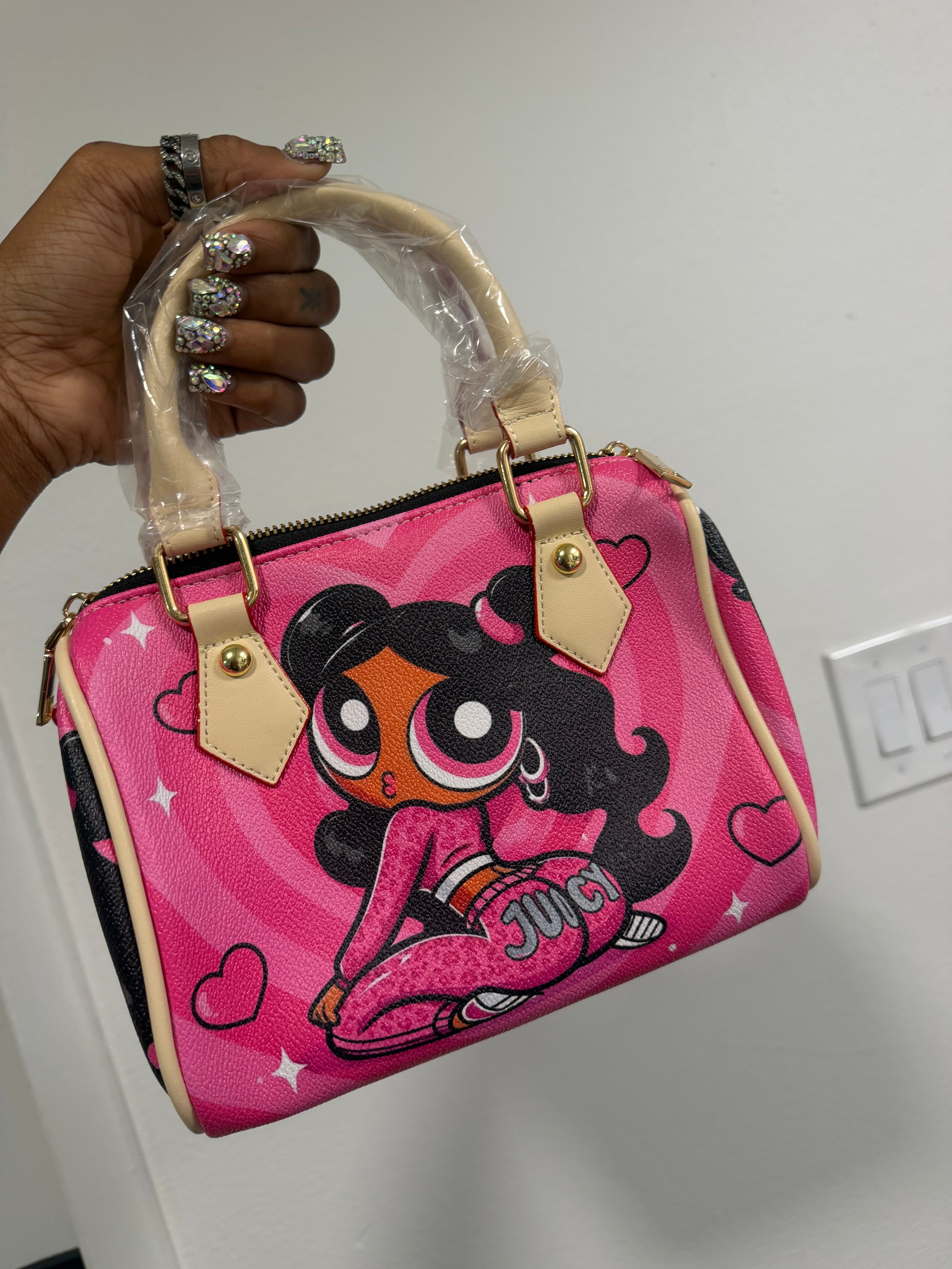 Small pillow bags ( comes with a strap )