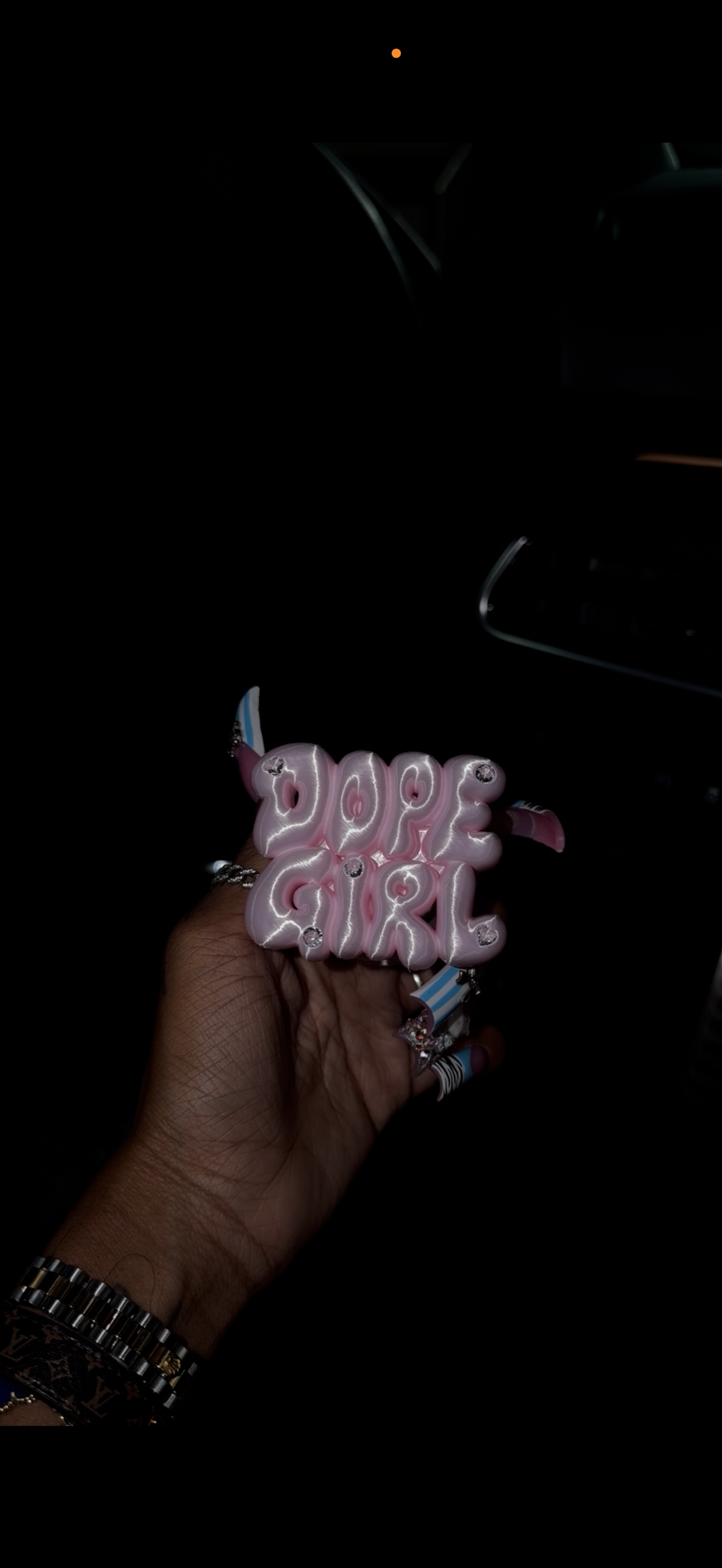 Dopegirl phone socket