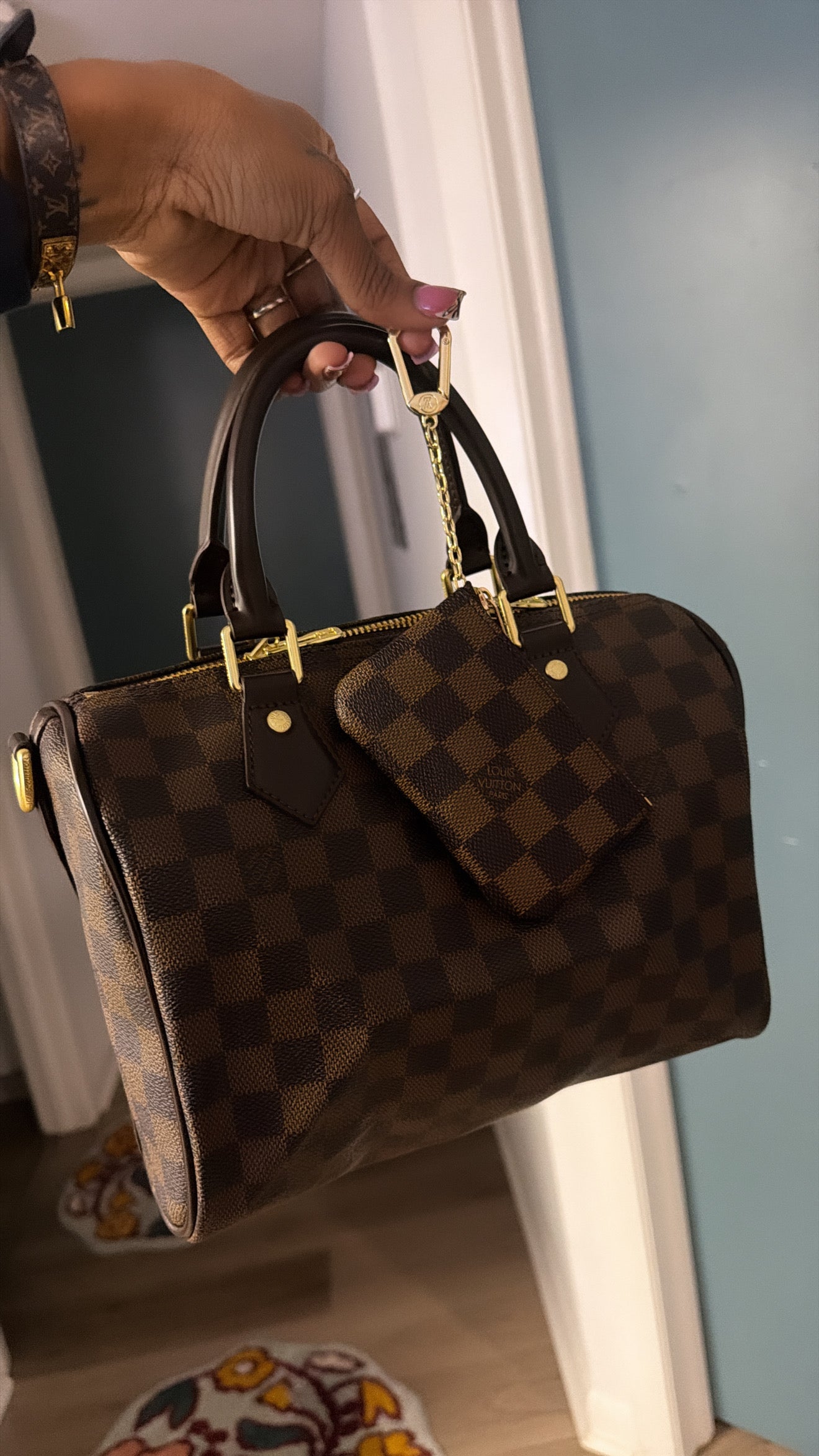 Lv speedy 25 ( locket & strap included)