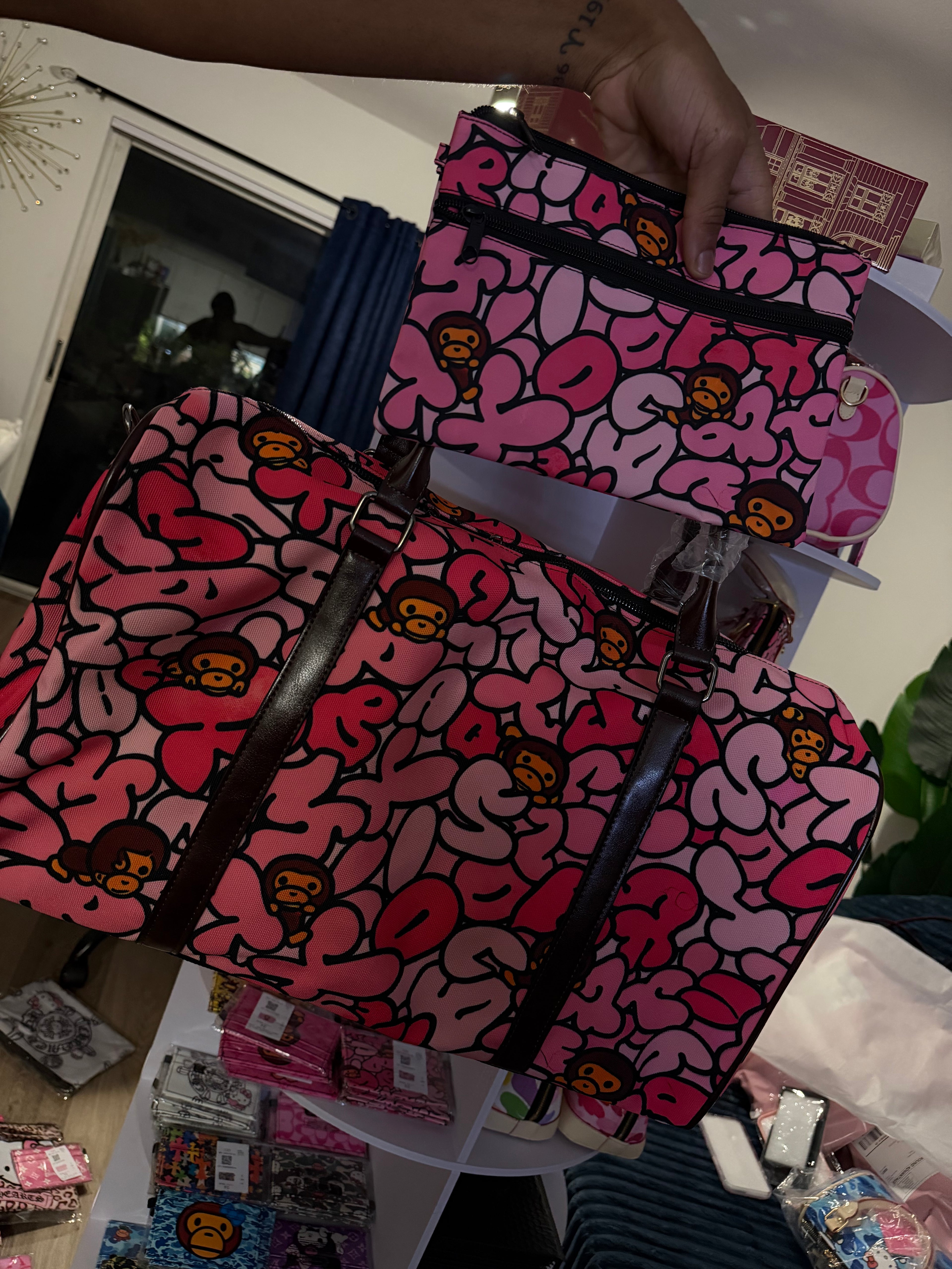 Duffle bags ( only duffle bag )
