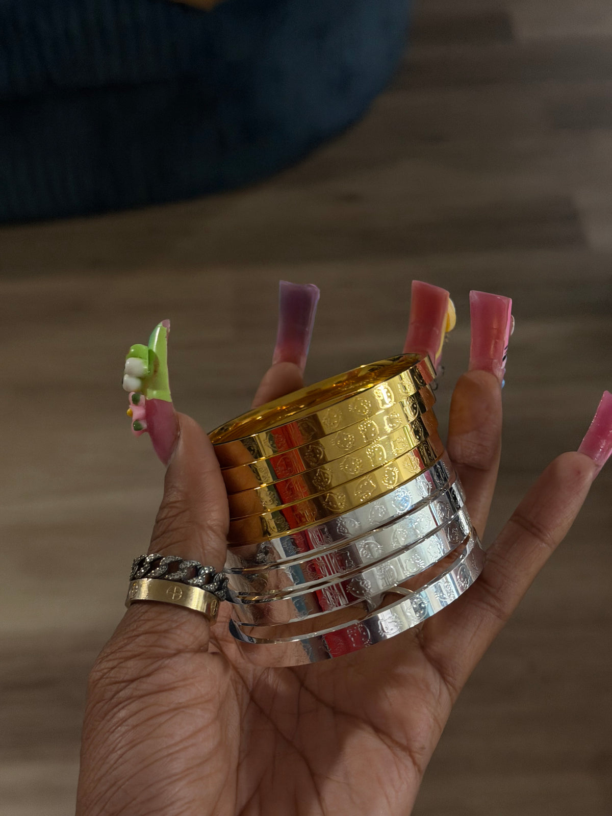 Hk bangles