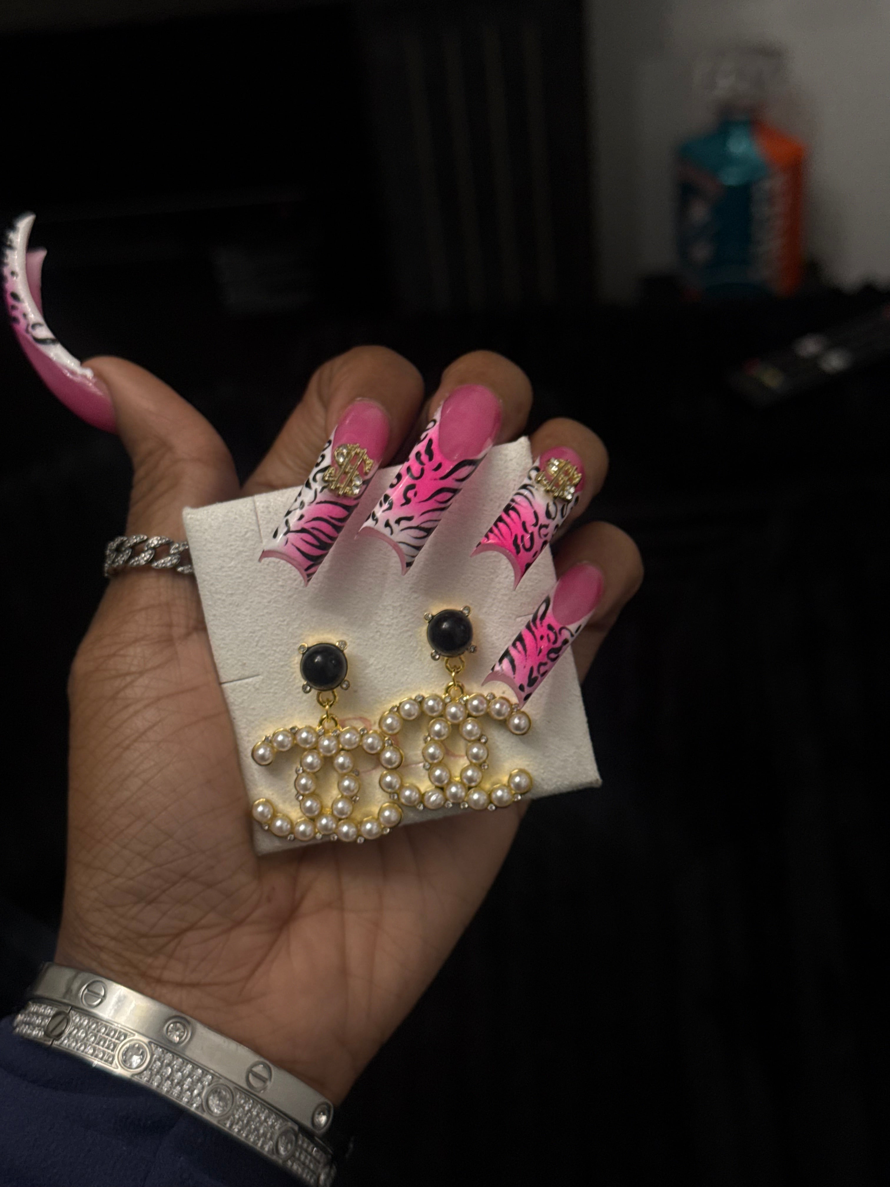 Cc pearl dangle