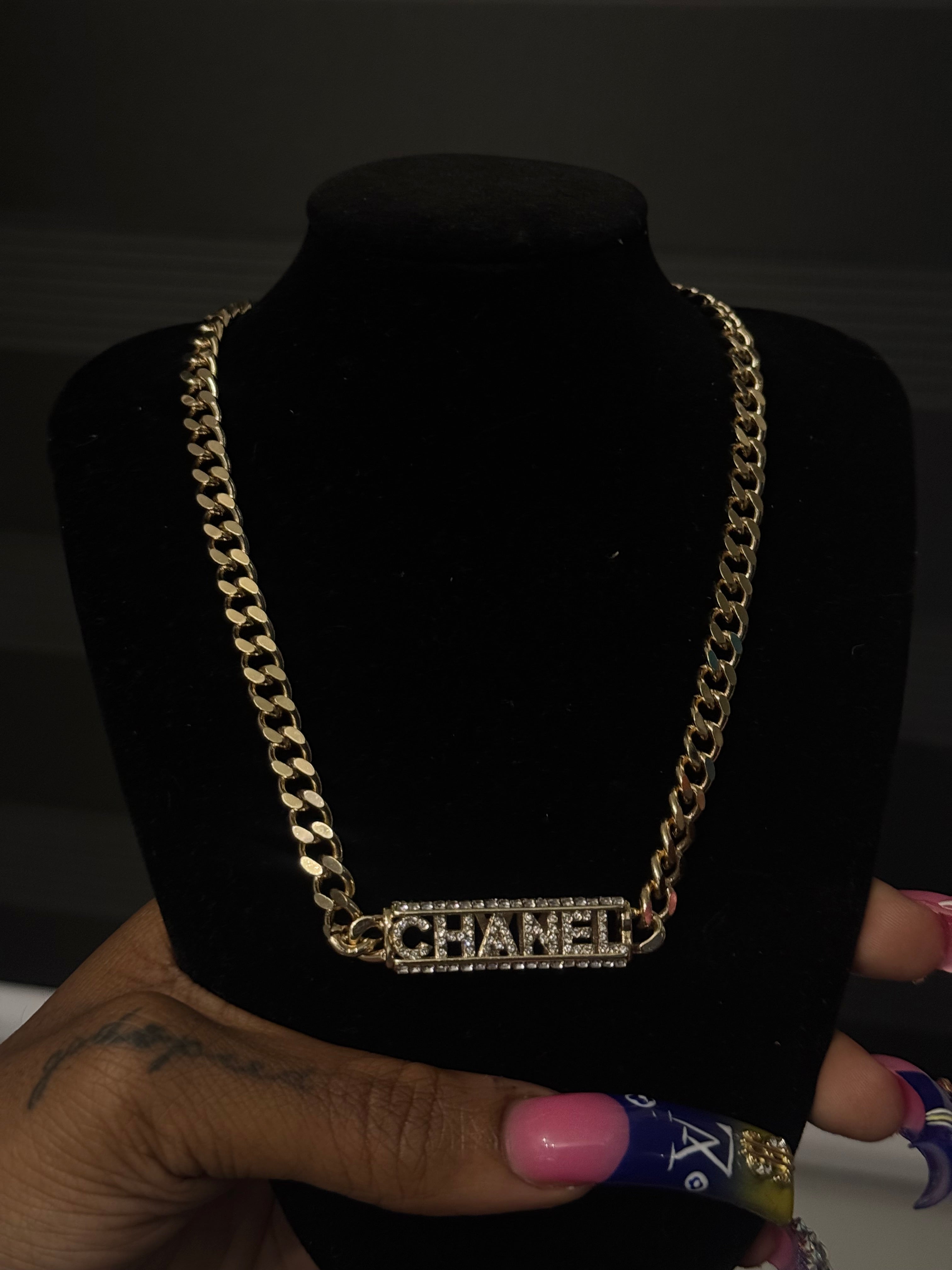 Cc box necklace