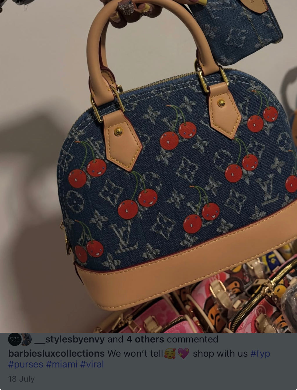 Lv Alma ( dust bag , locket and strap included)