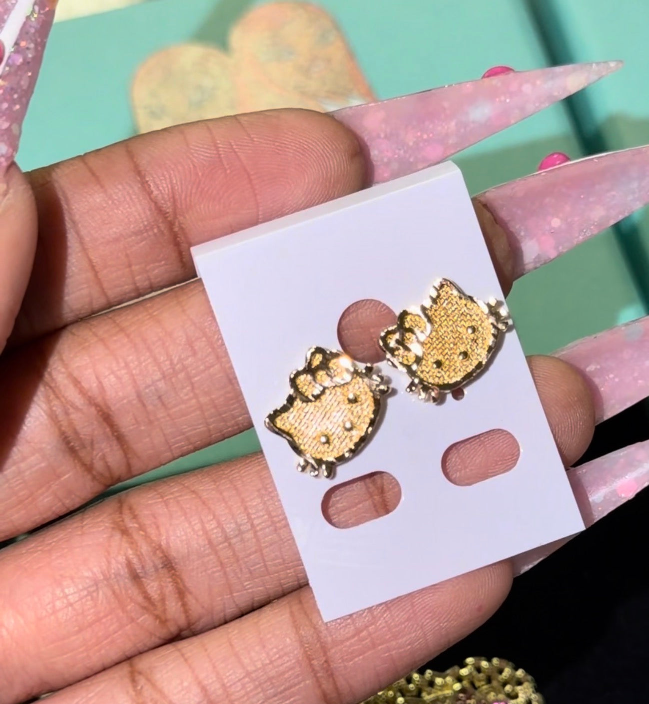 HK full face studs