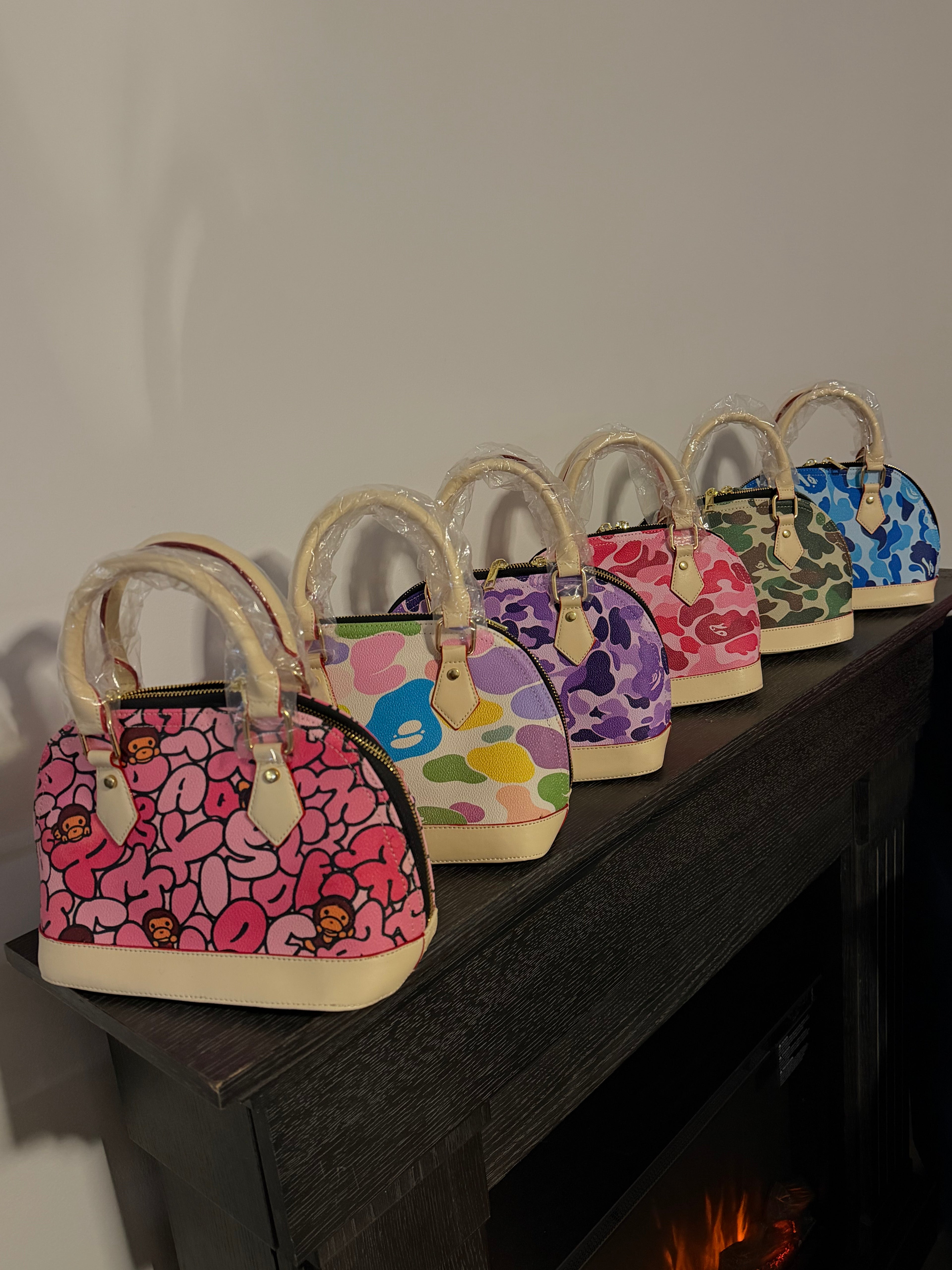 Shell bag ( strap included)