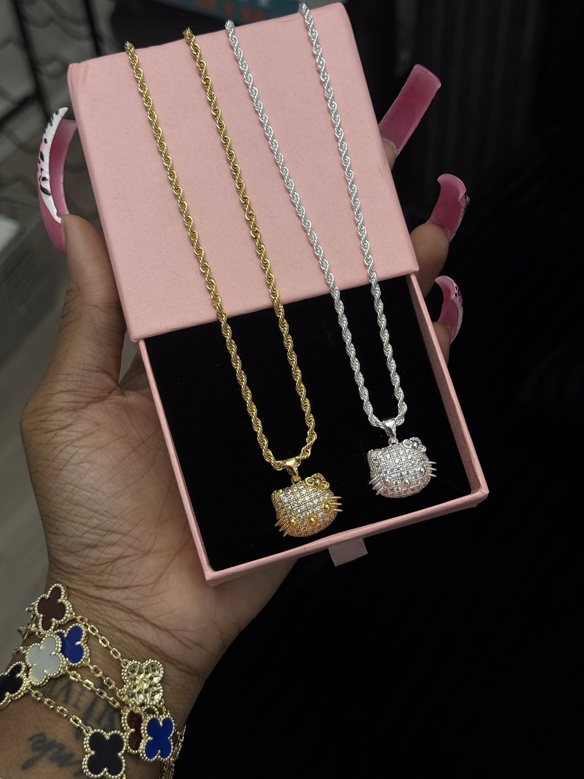 Diamond HK rope necklace