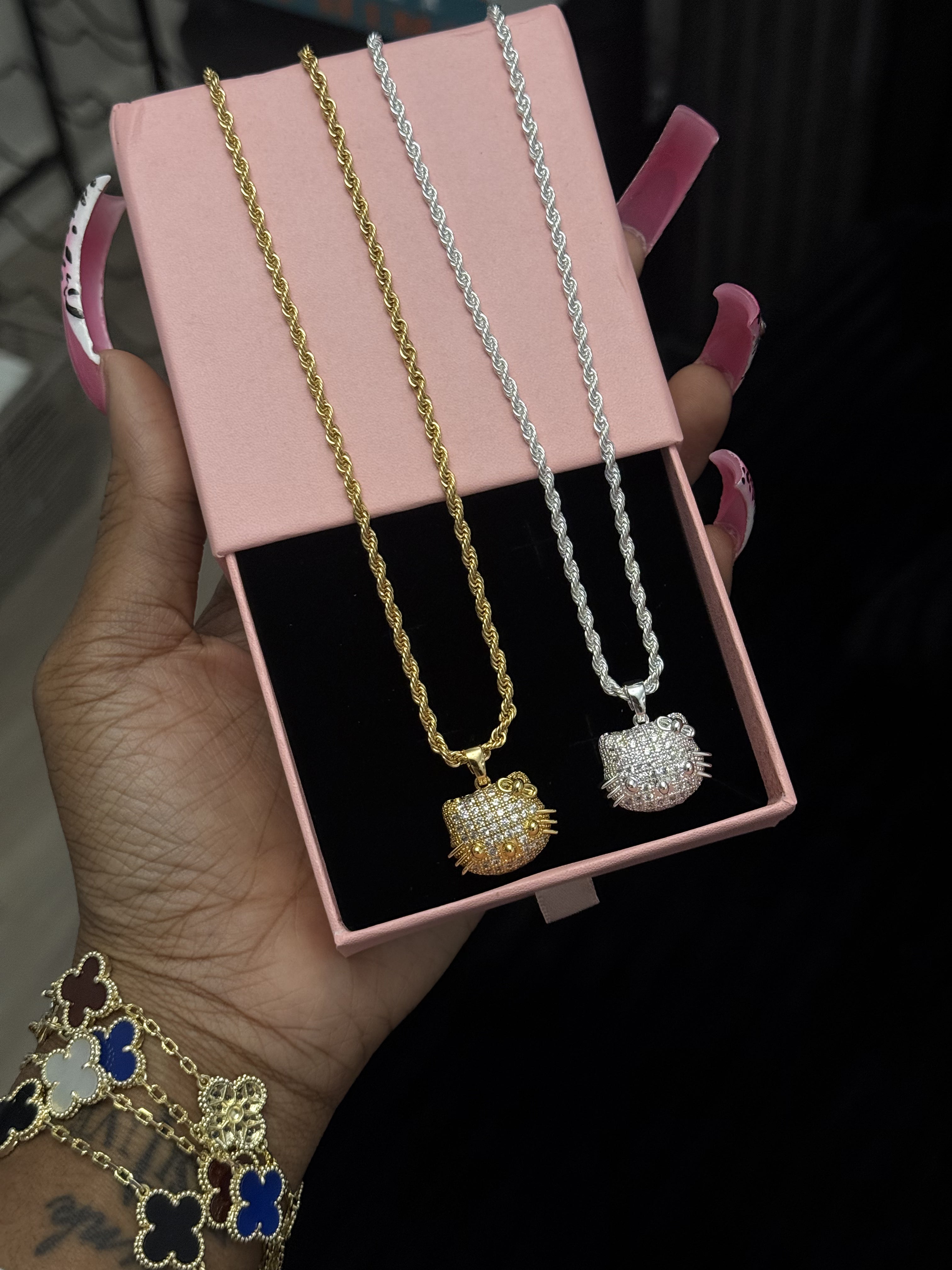 Diamond HK rope necklace