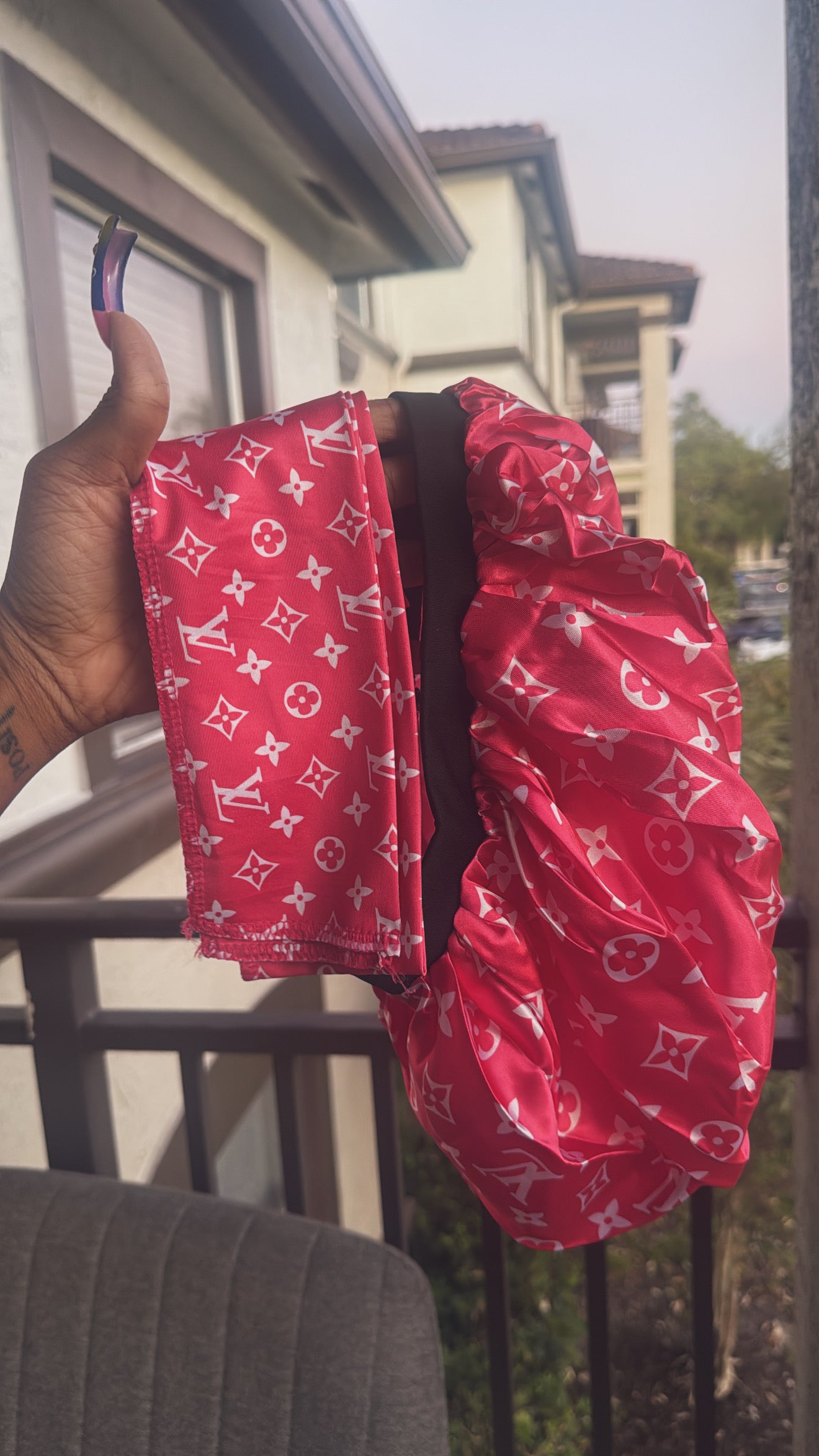 Designer bonnets sets