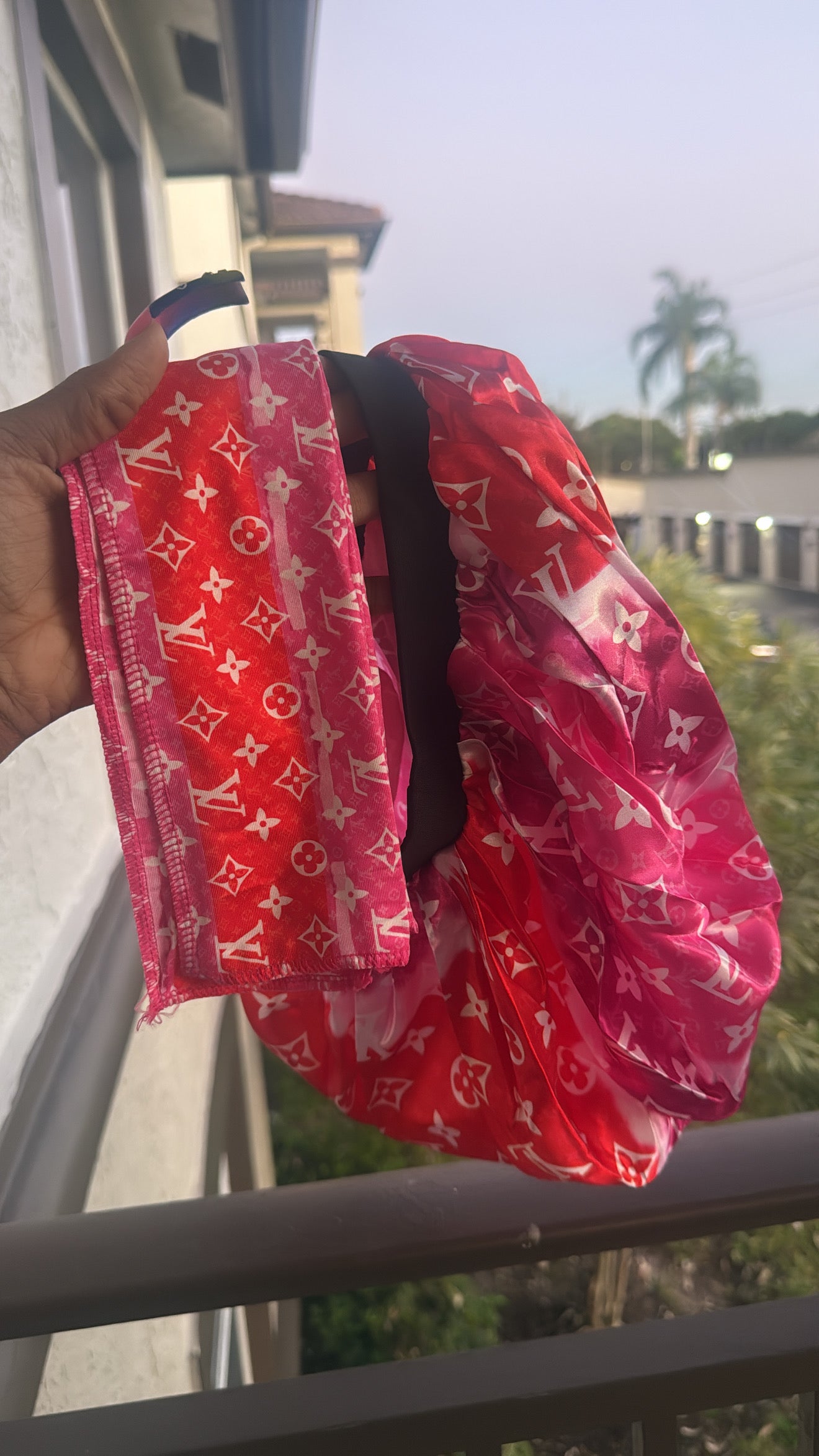 Designer bonnets sets