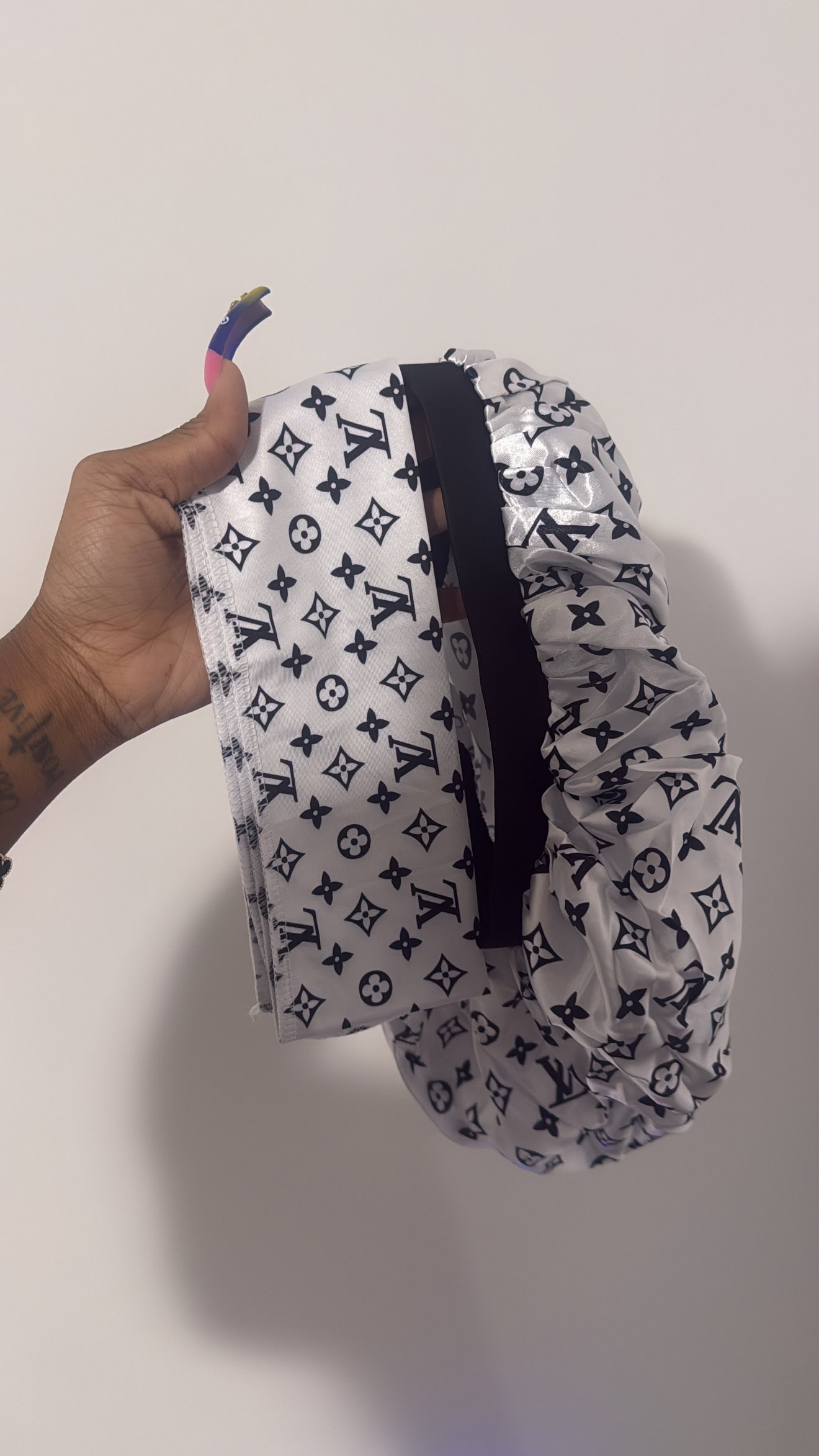 Designer bonnets sets