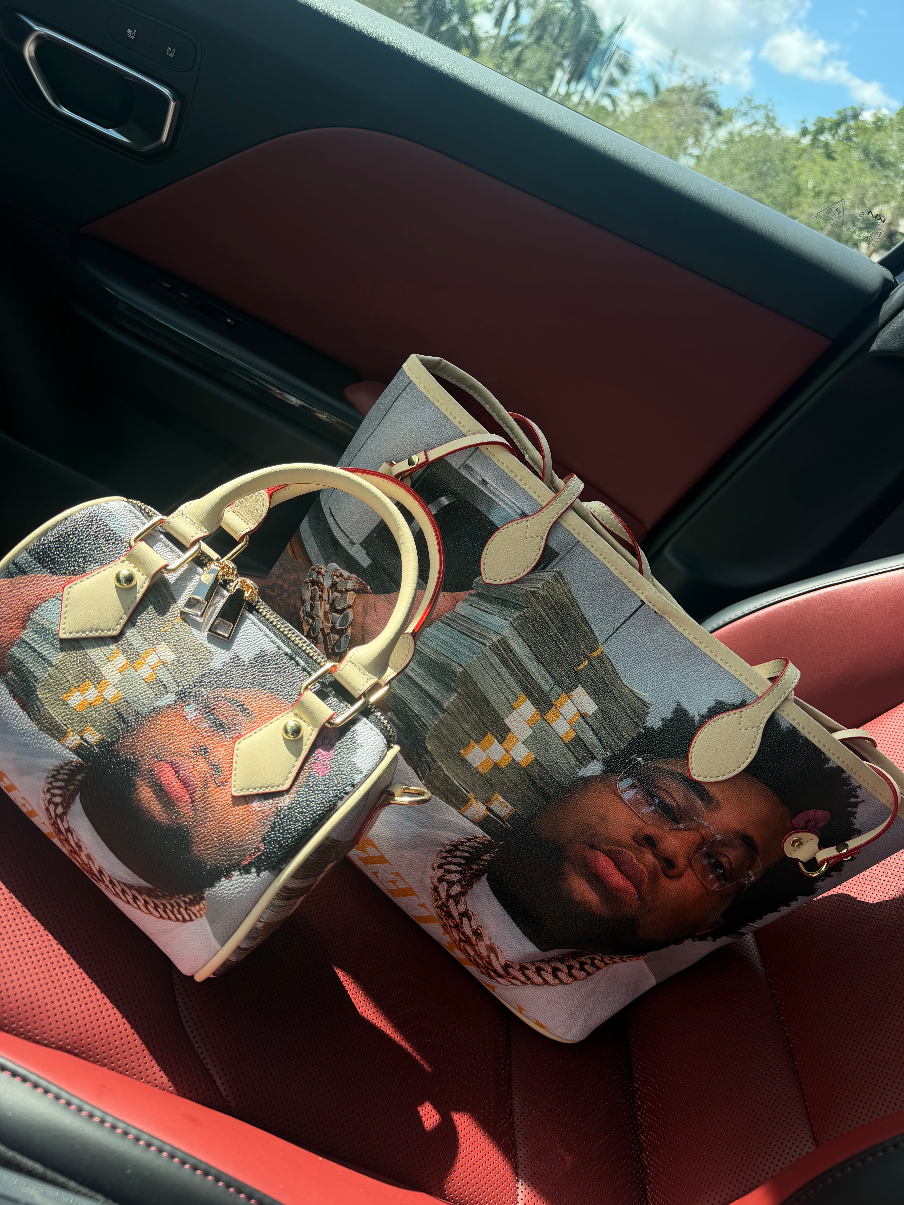 Small pillow bags ( comes with a strap )