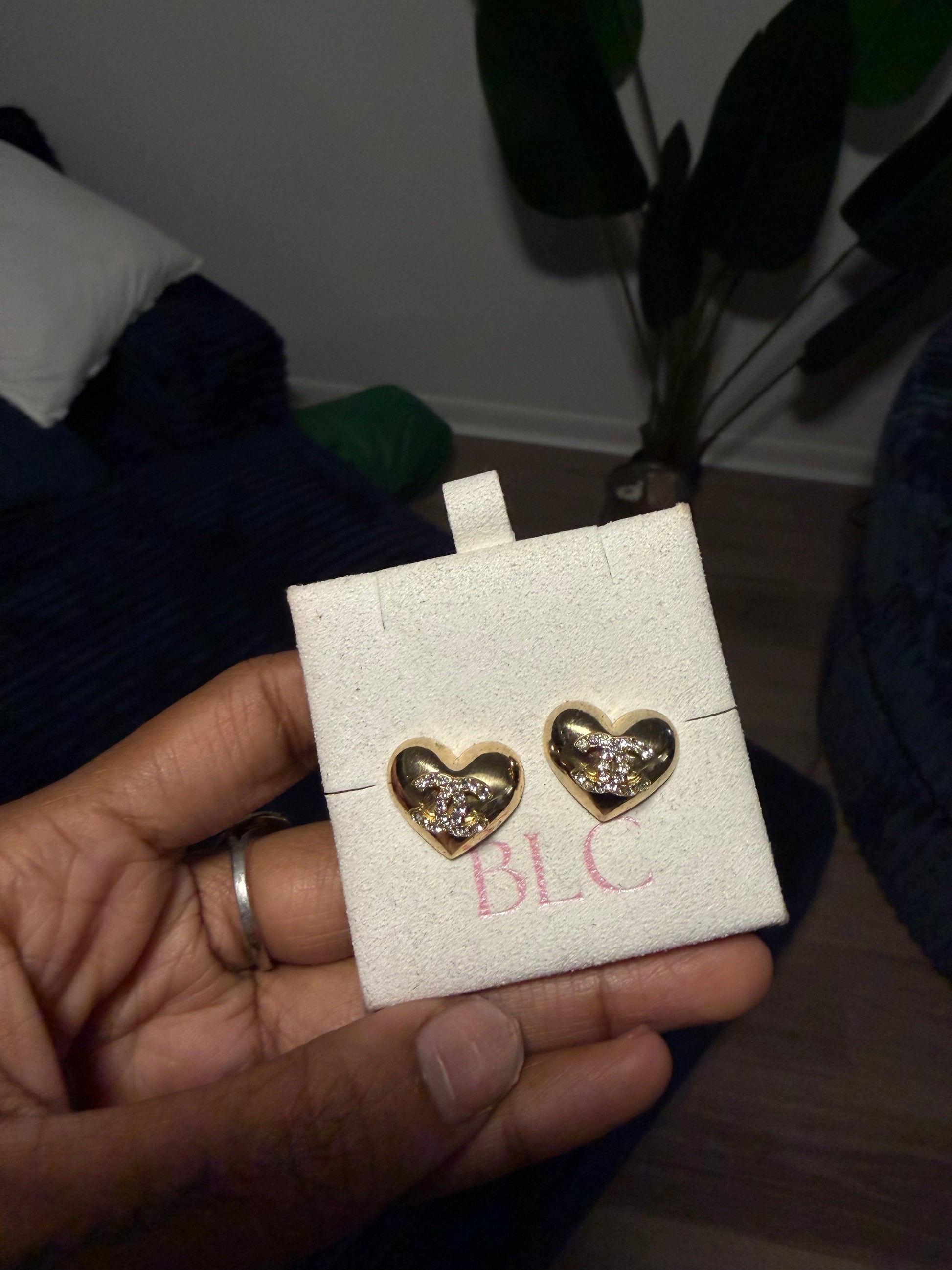 Cc heart earrings