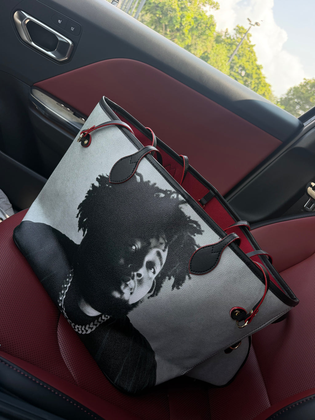 Tote bags