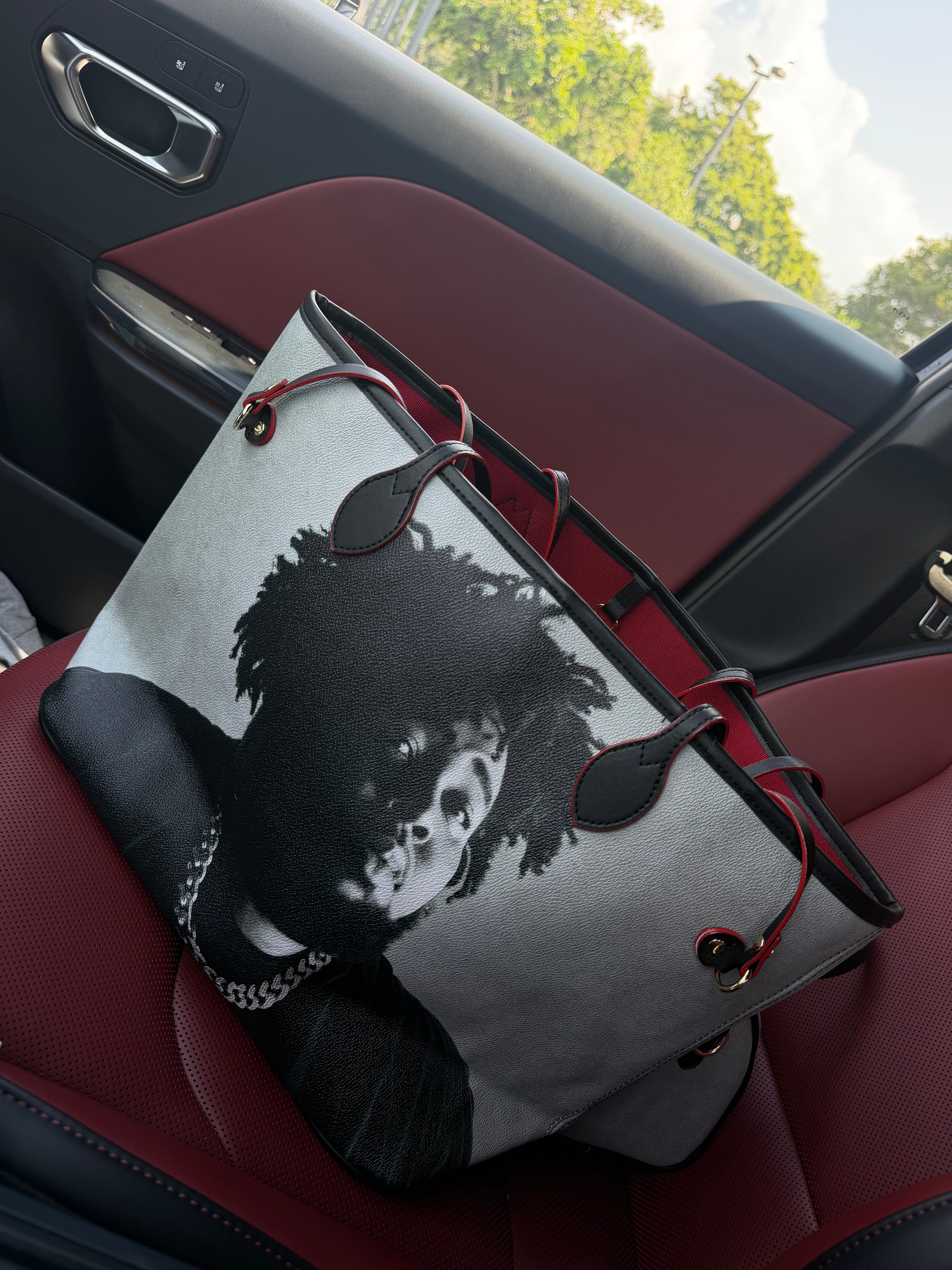 Tote bags