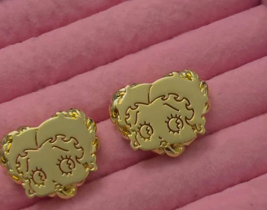 Heart Betty boops studs